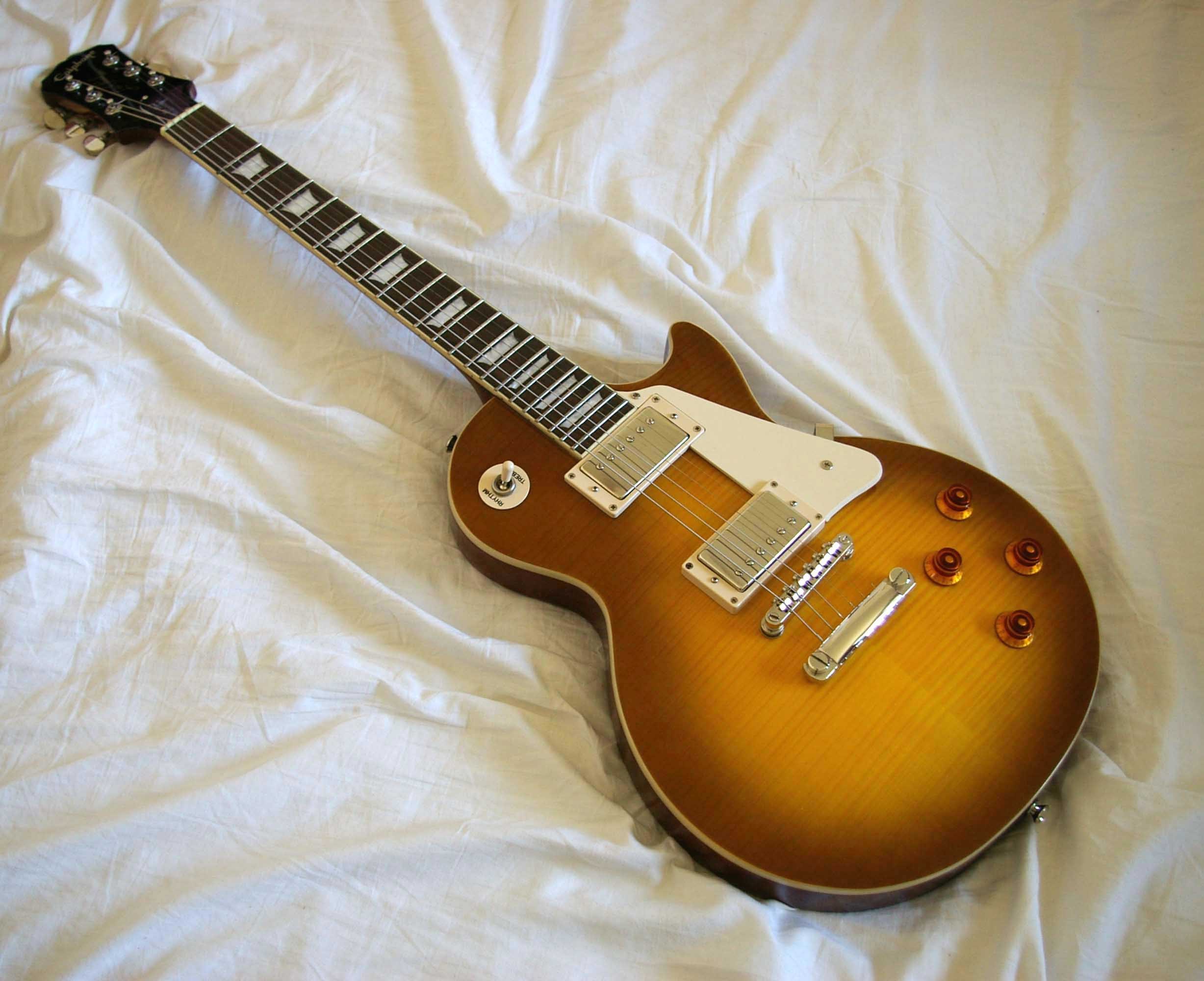 Honeyburst! Plus or Plain top?? | My Les Paul Forum