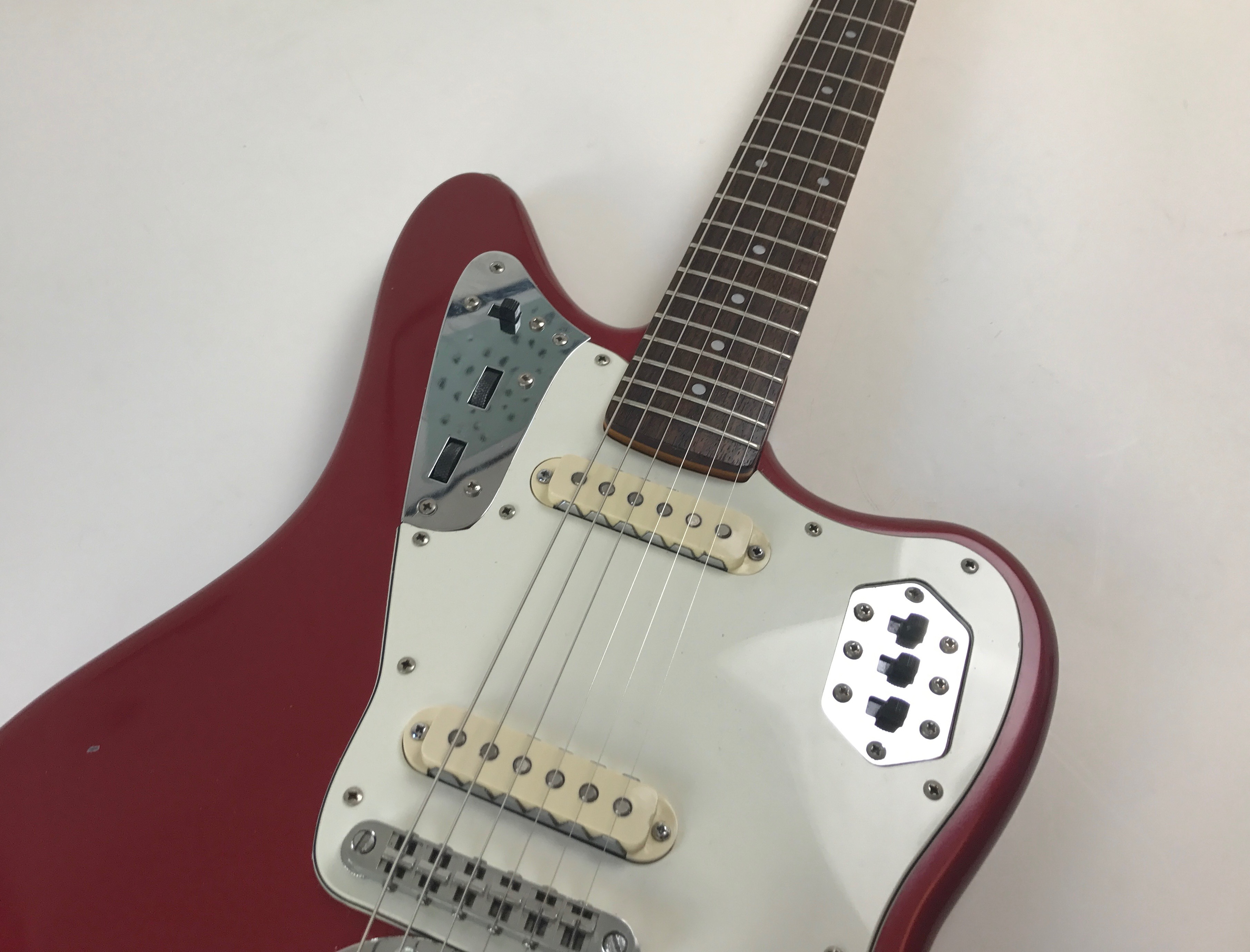 Fender Jaguar 2006 Candy Apple Red matching headstock Crafted in Japan