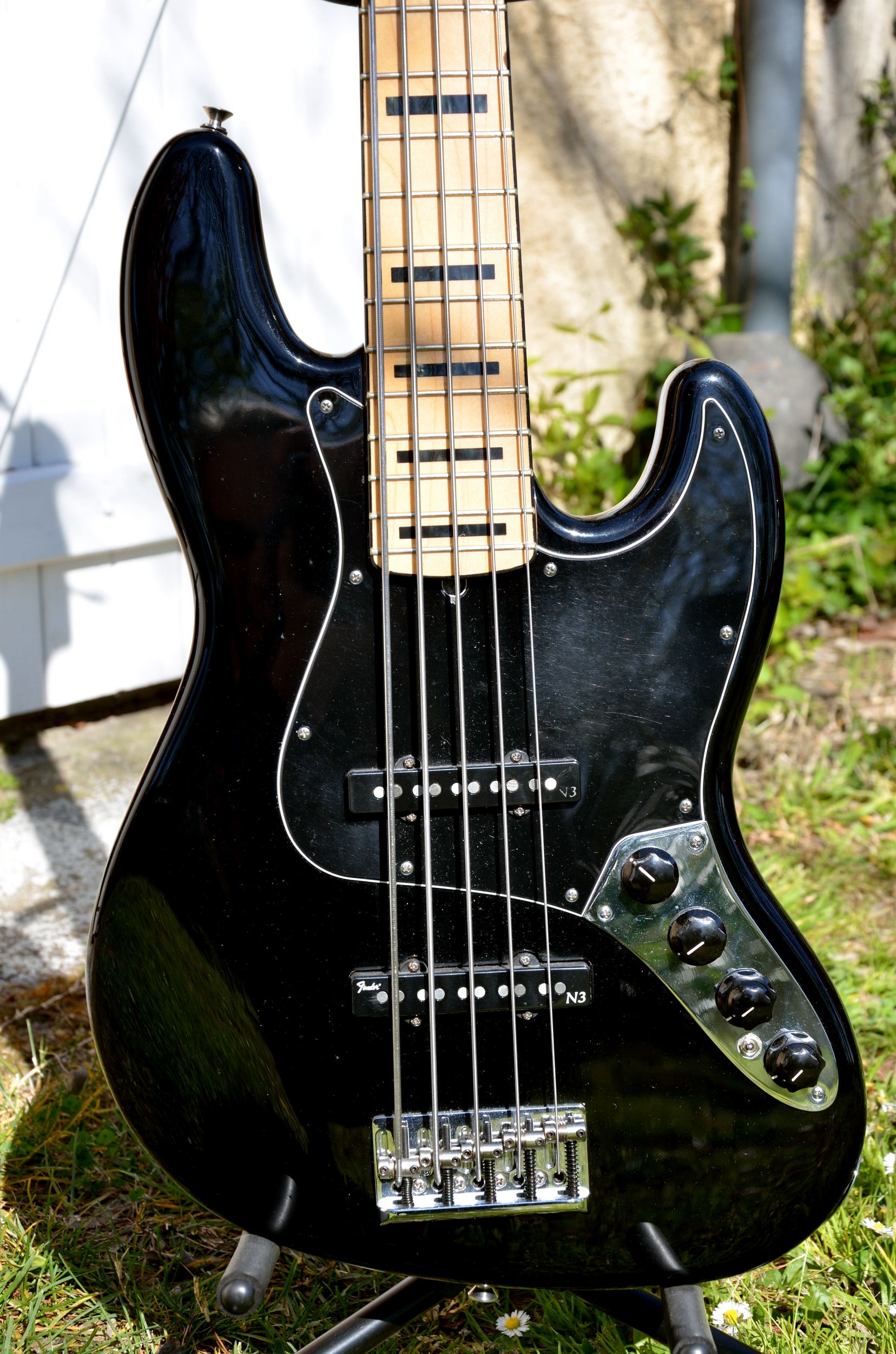 Fender American Deluxe Jazz Bass V [2003 2009] Image