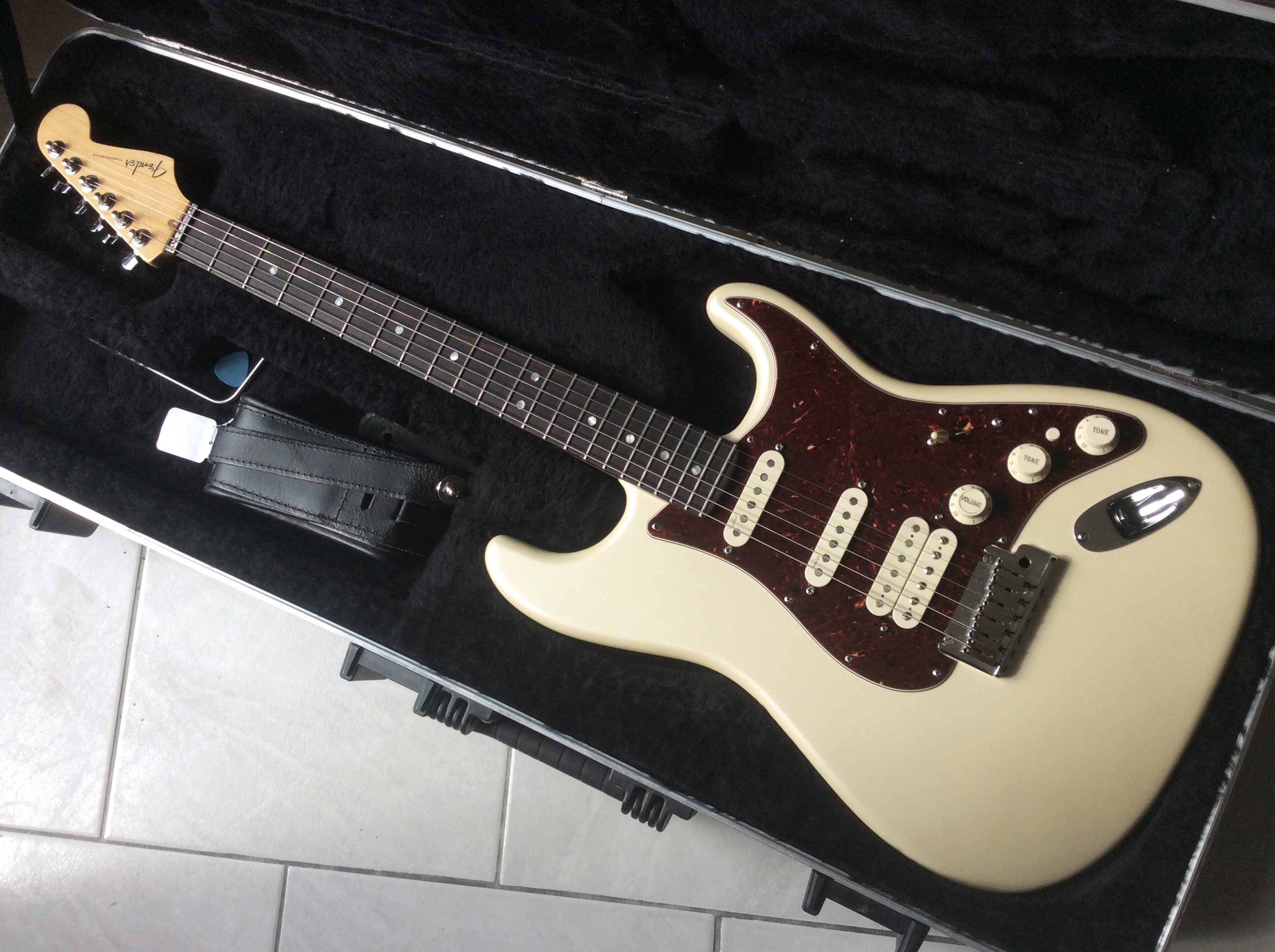 Fender American Deluxe Stratocaster Hss 2010 2014 Image 1371647 Audiofanzine 6700