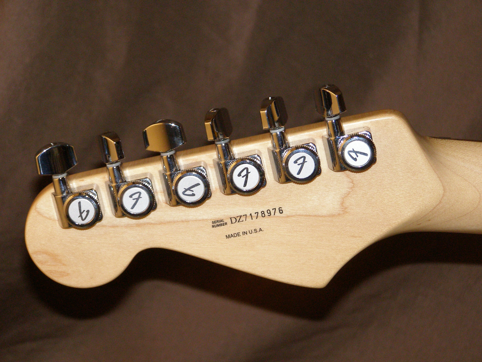 Fender American Deluxe Stratocaster HSS [20102014] image (745375