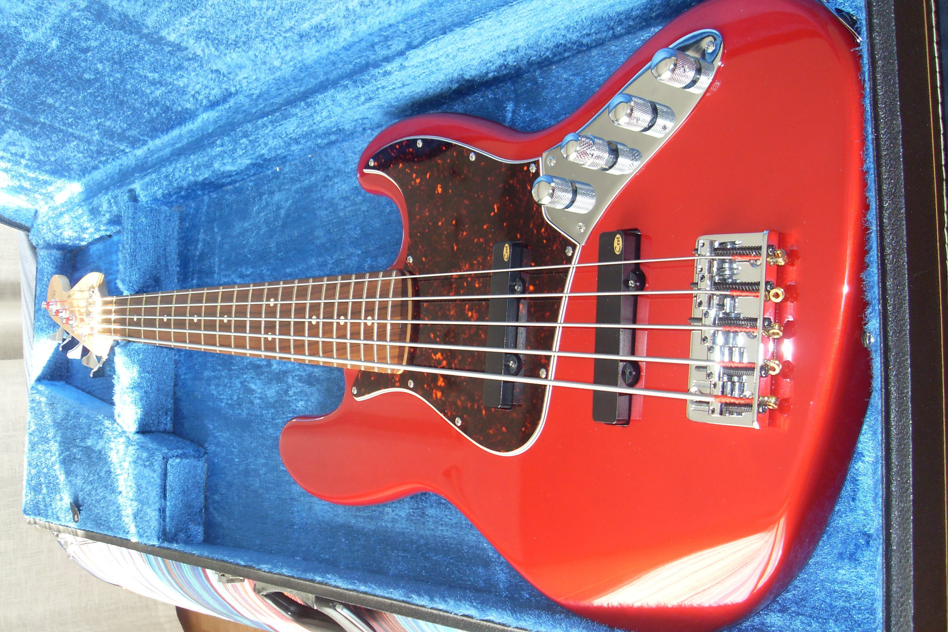 Fender Deluxe Active Jazz Bass V Candy Apple Red Rosewood image