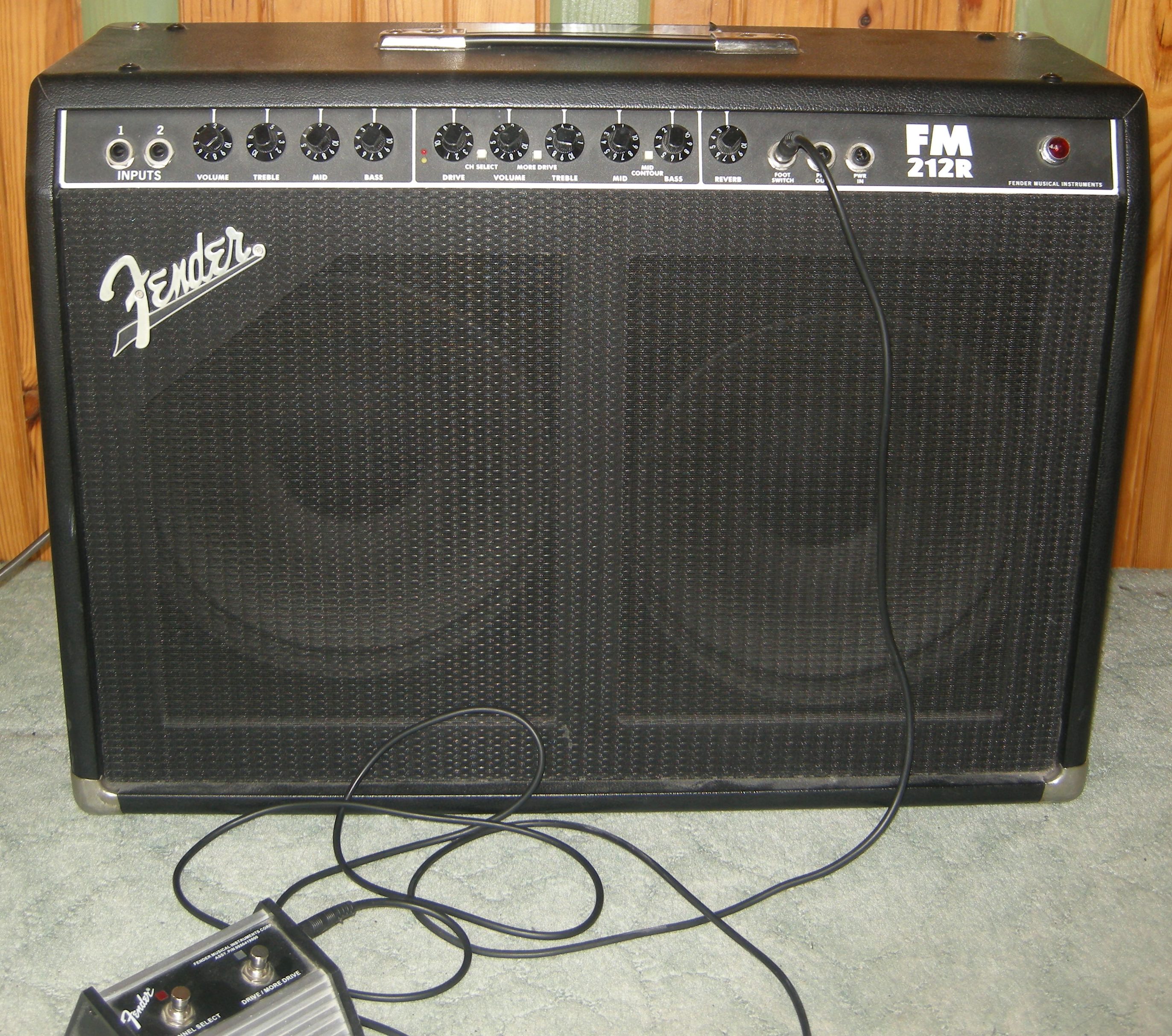Fender FM 212R image (#228247) - Audiofanzine
