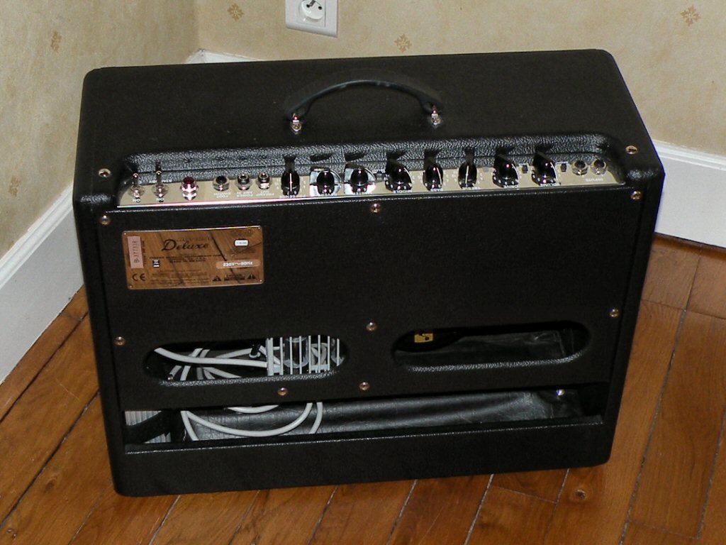 Deluxe Hot Deluxe Hot