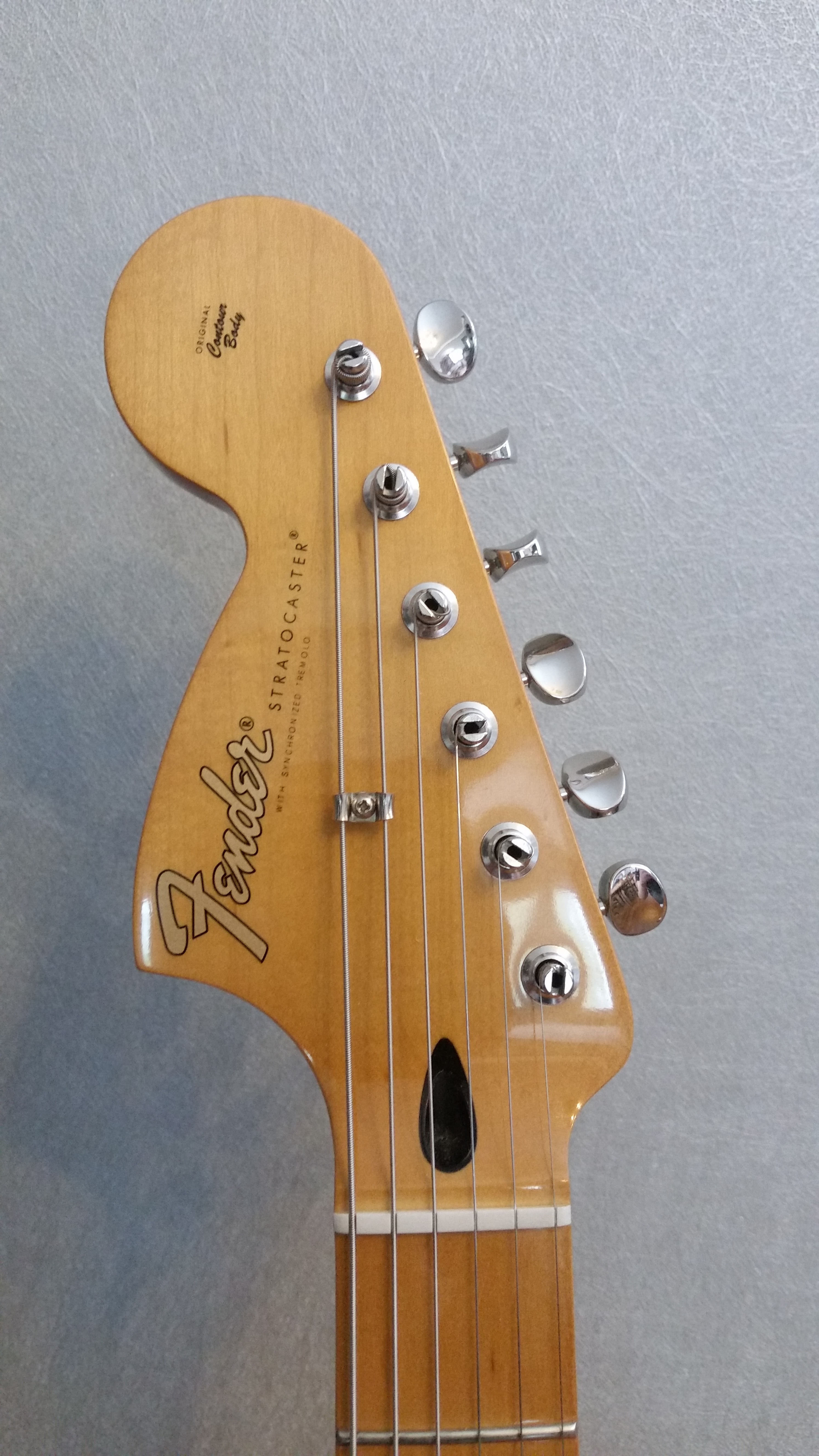 Fender Jimi Hendrix Stratocaster 2015 image (1756794) Audiofanzine