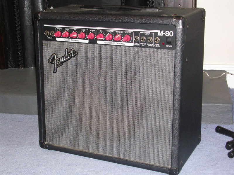 http://medias.audiofanzine.com/images/normal/fender-m80-705594.jpg