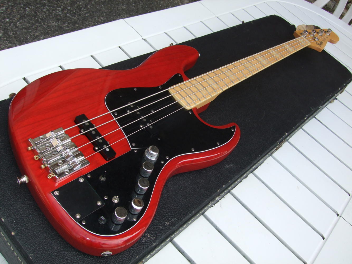 Fender Marcus Miller Jazz Bass - Natural image (#458359) - Audiofanzine