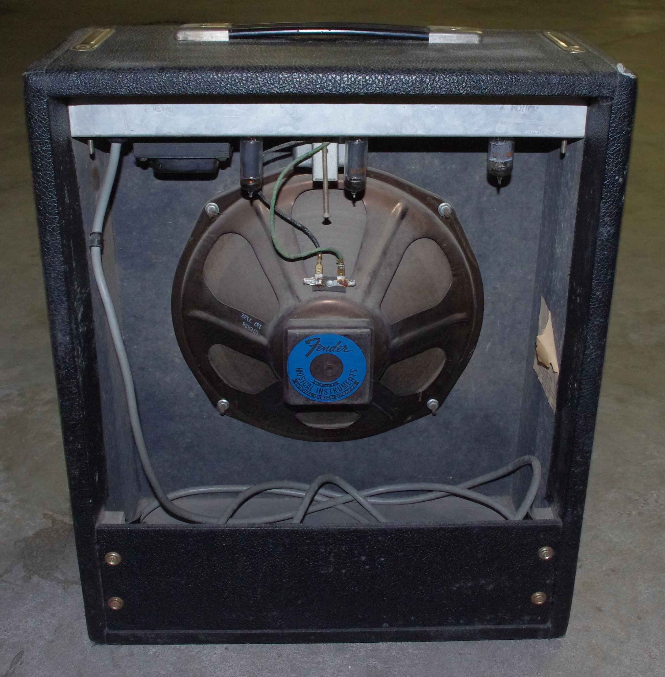 FENDER BASS AMP fender bass amp: