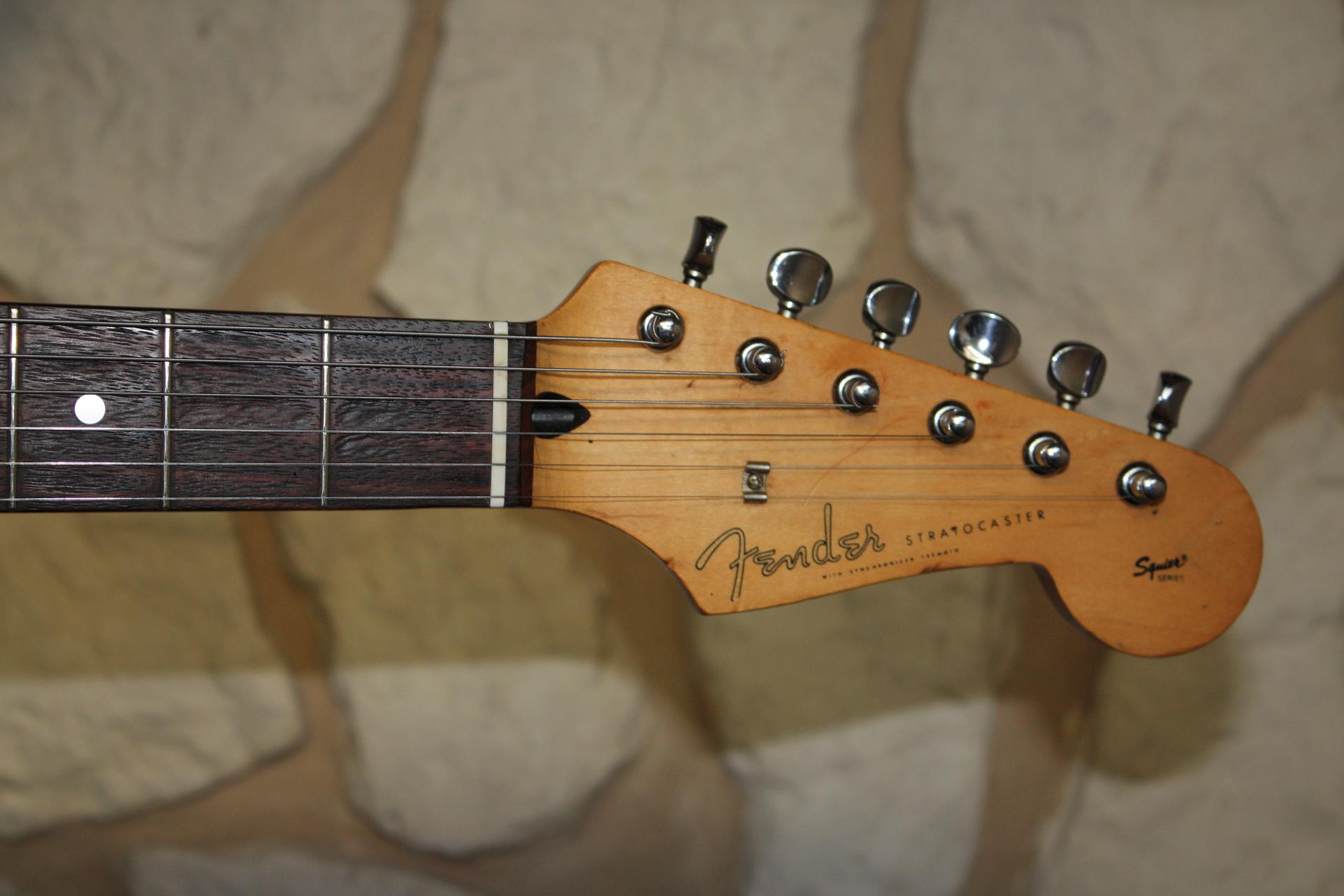 Fender Stratocaster Japan 6