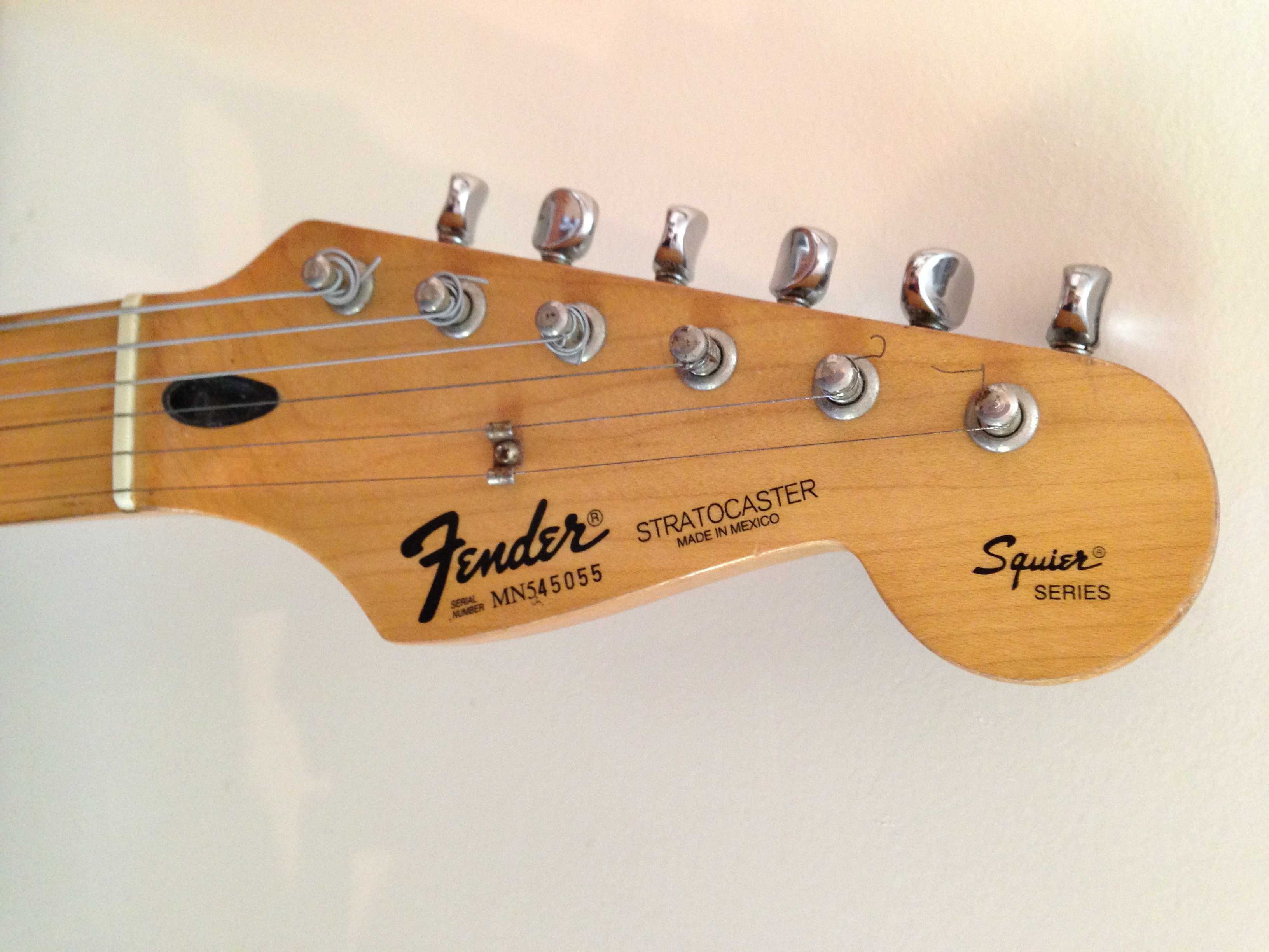 Photo Fender Stratocaster made in mexico "Squier Series" : Fender