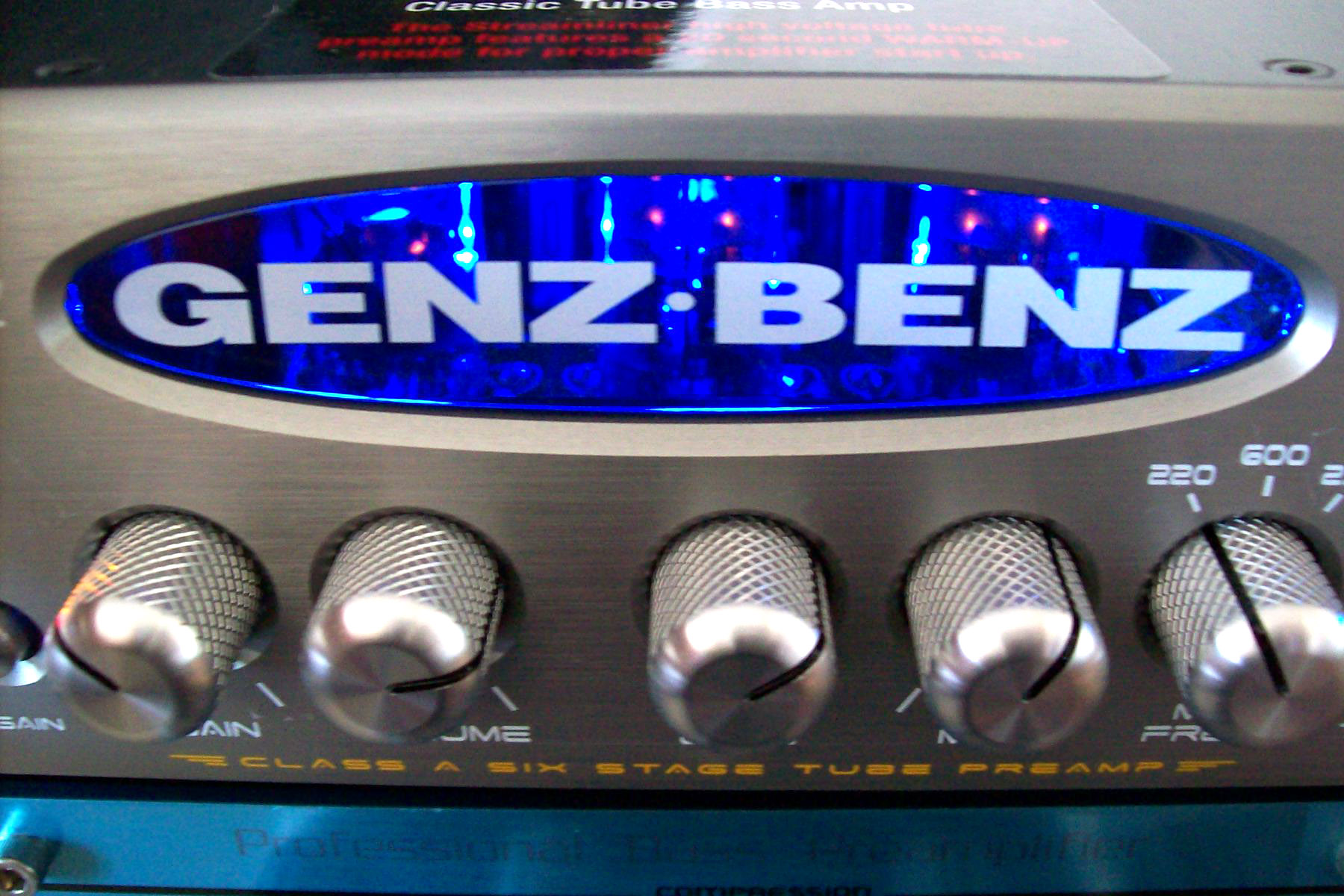 Qual amplificador comprar Genz-benz-stm-900-310522