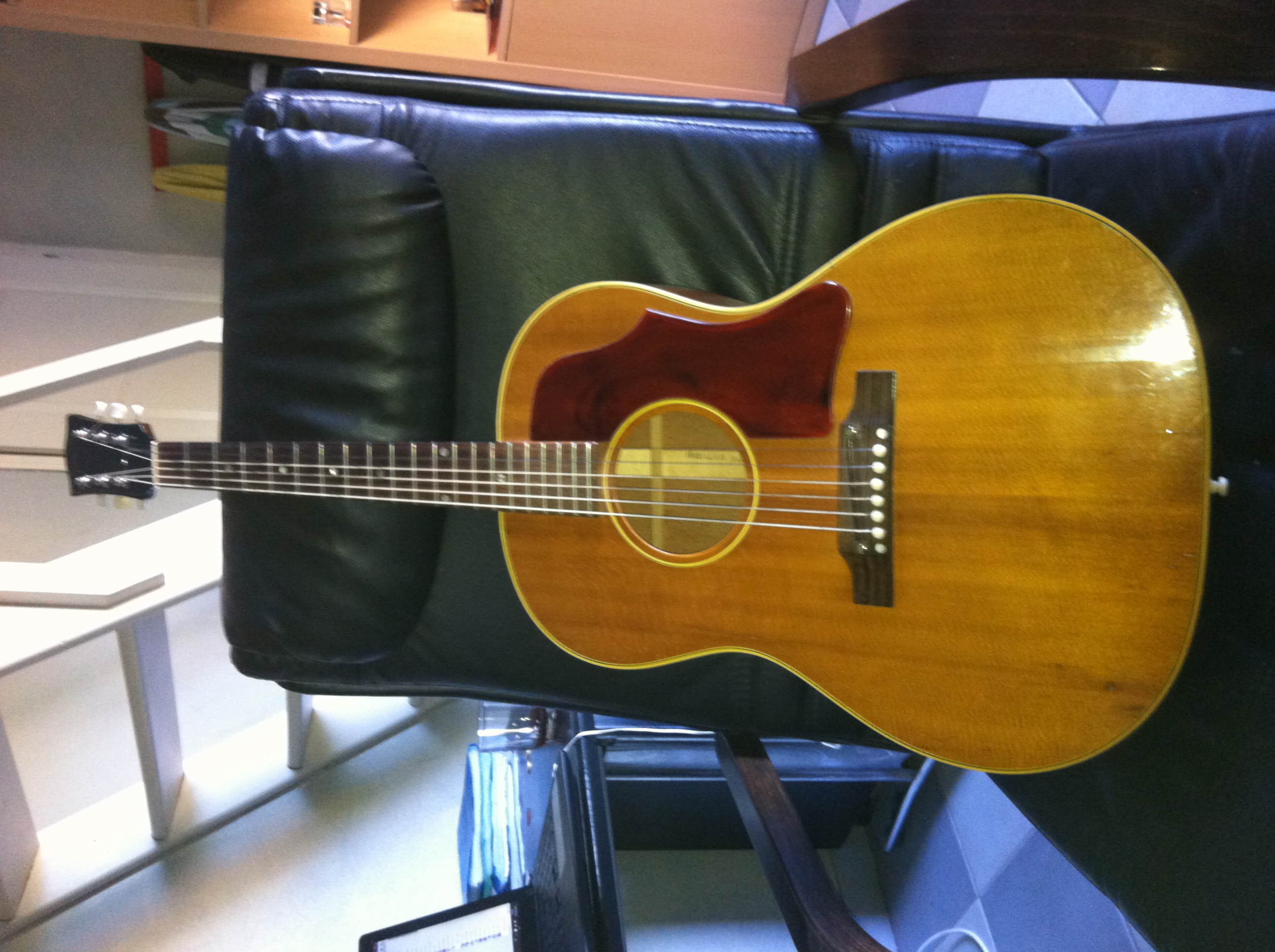 Gibson B25 Natural