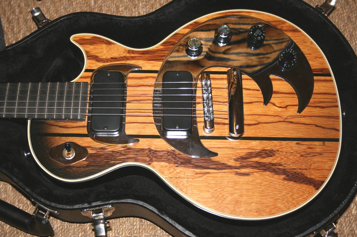 Gibson Dusk Tiger image (506807) Audiofanzine