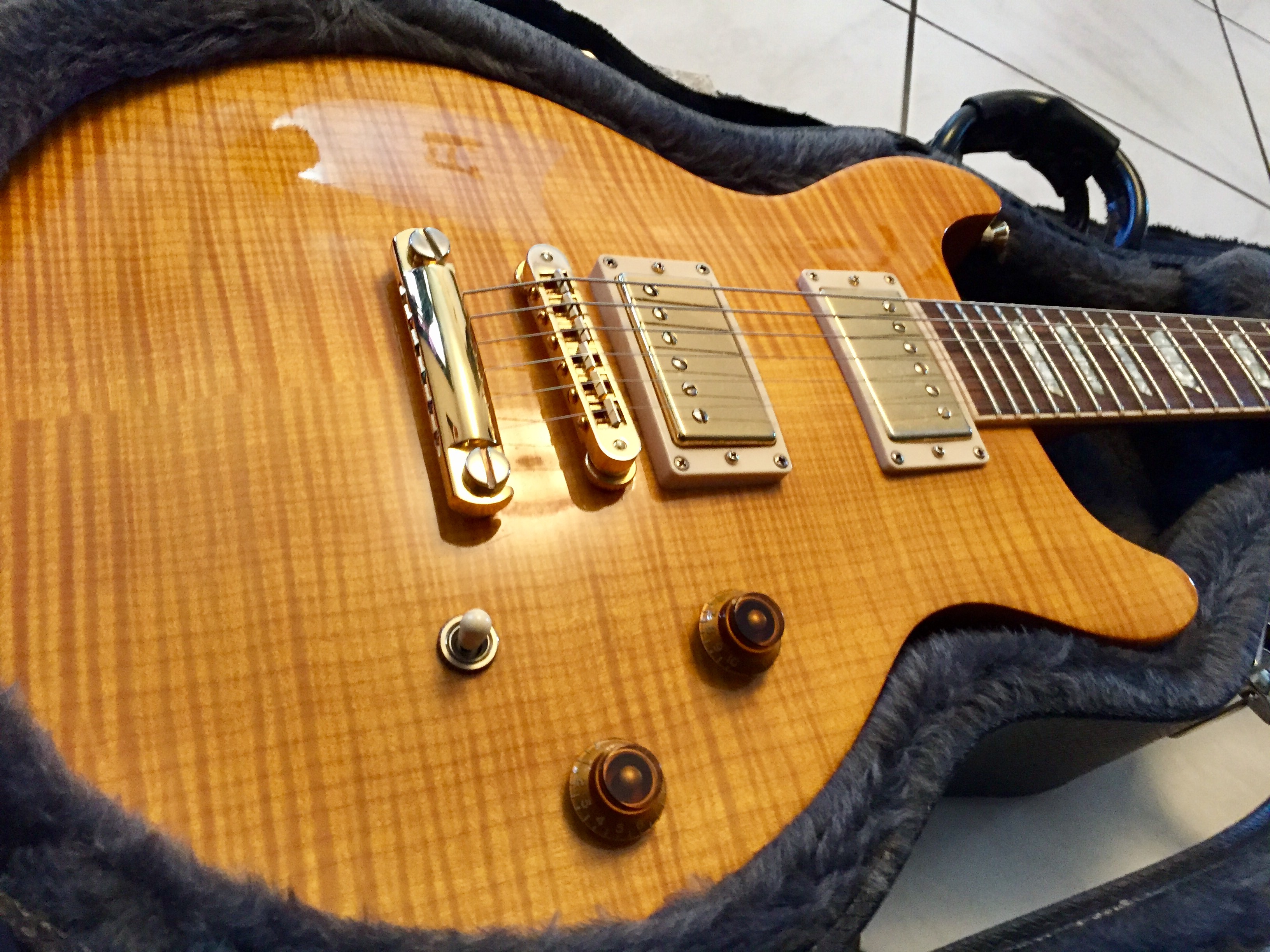 Gibson Les Paul Standard Dc Plus Amber image (1583573) Audiofanzine