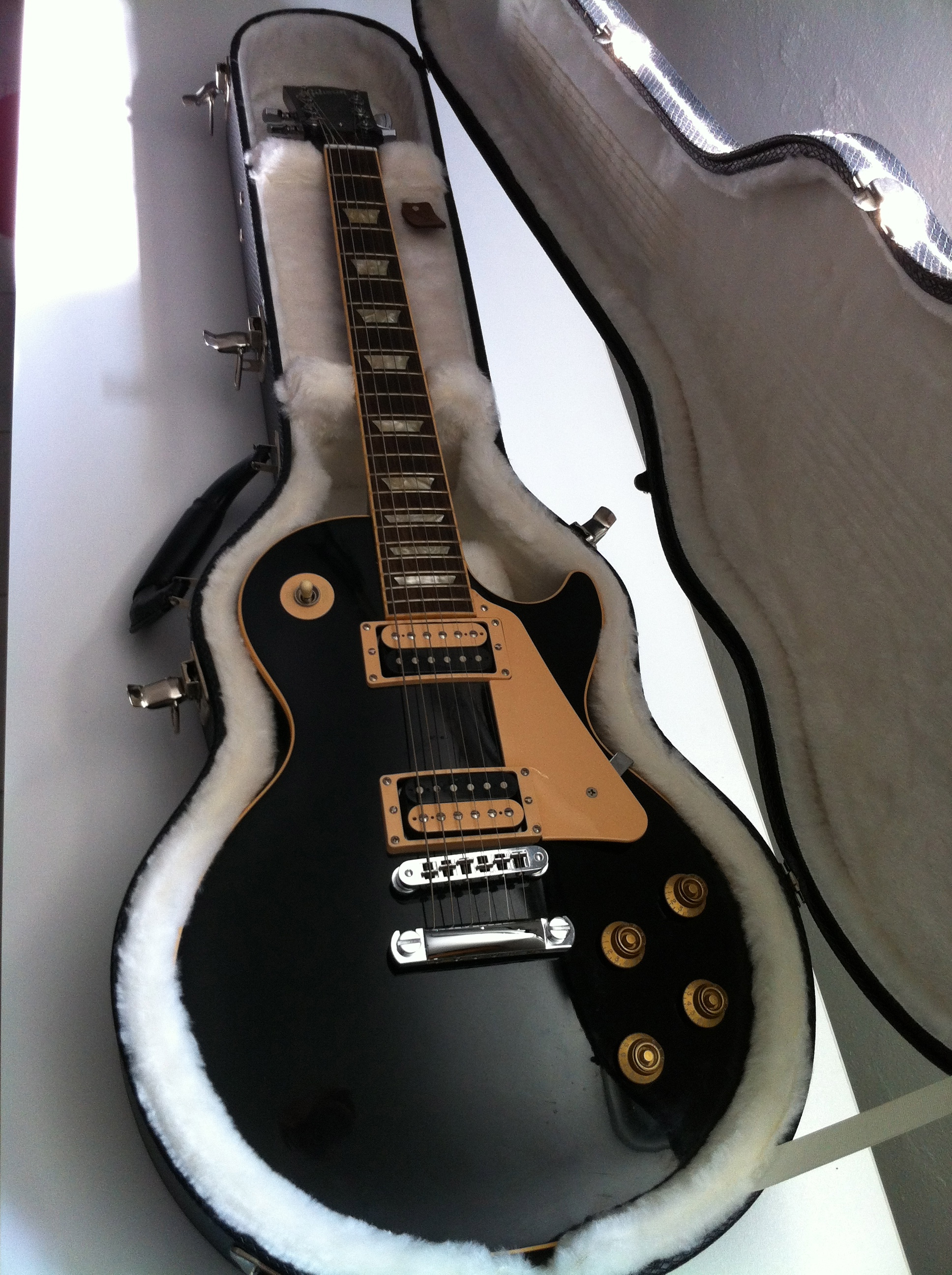gibson+les+paul+traditional+ebony