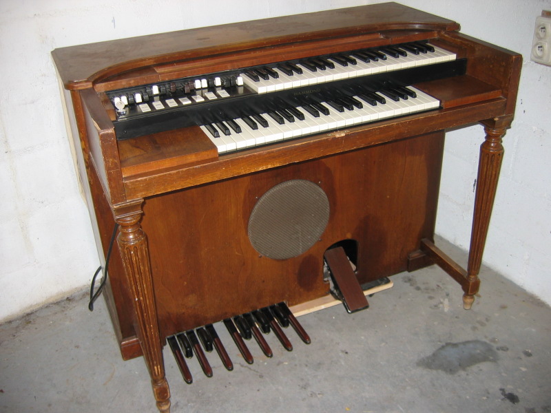 Hammond M2 image (236228) Audiofanzine