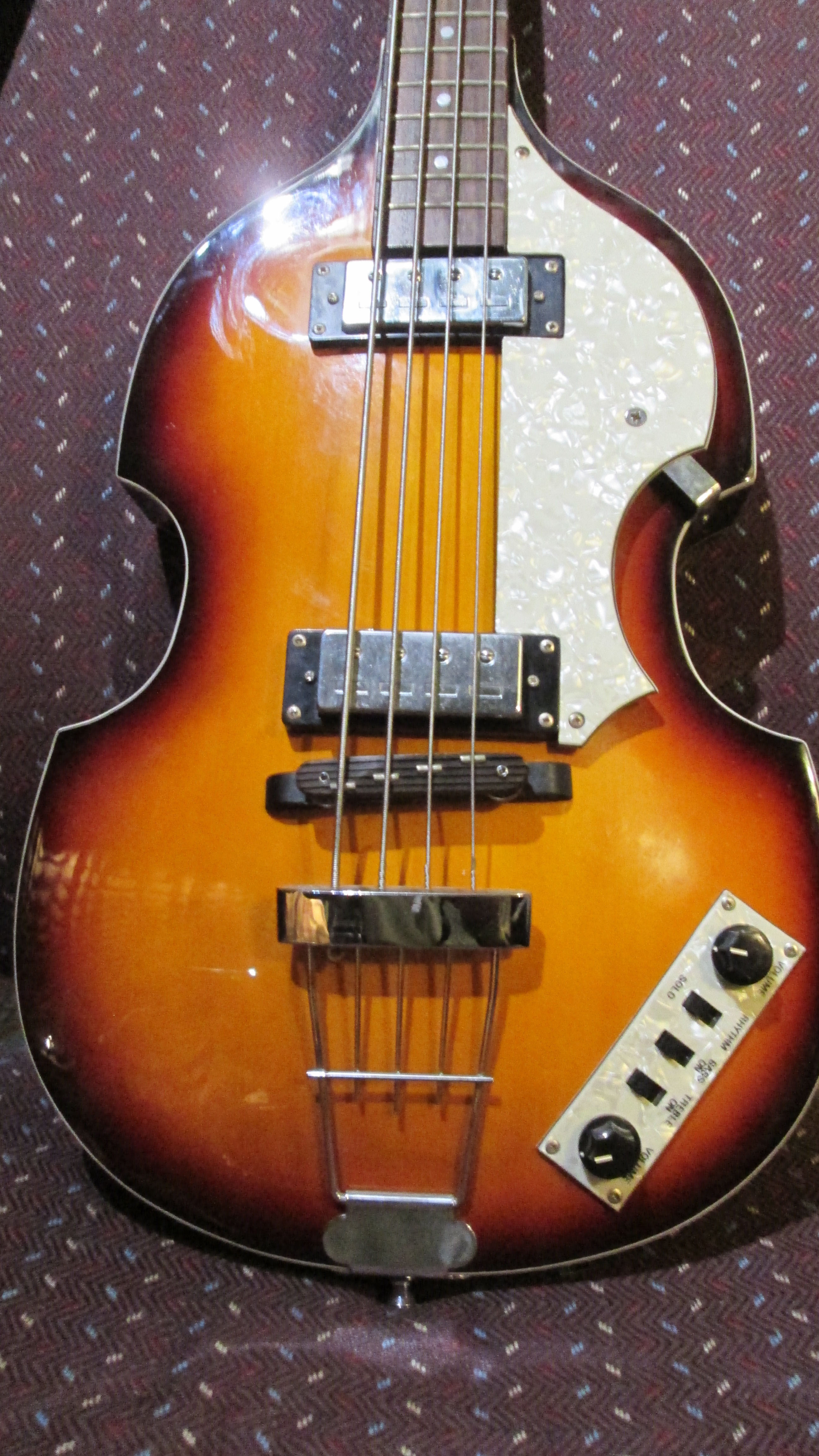 IGNITION BASS - Hofner Guitars Ignition Bass - Audiofanzine