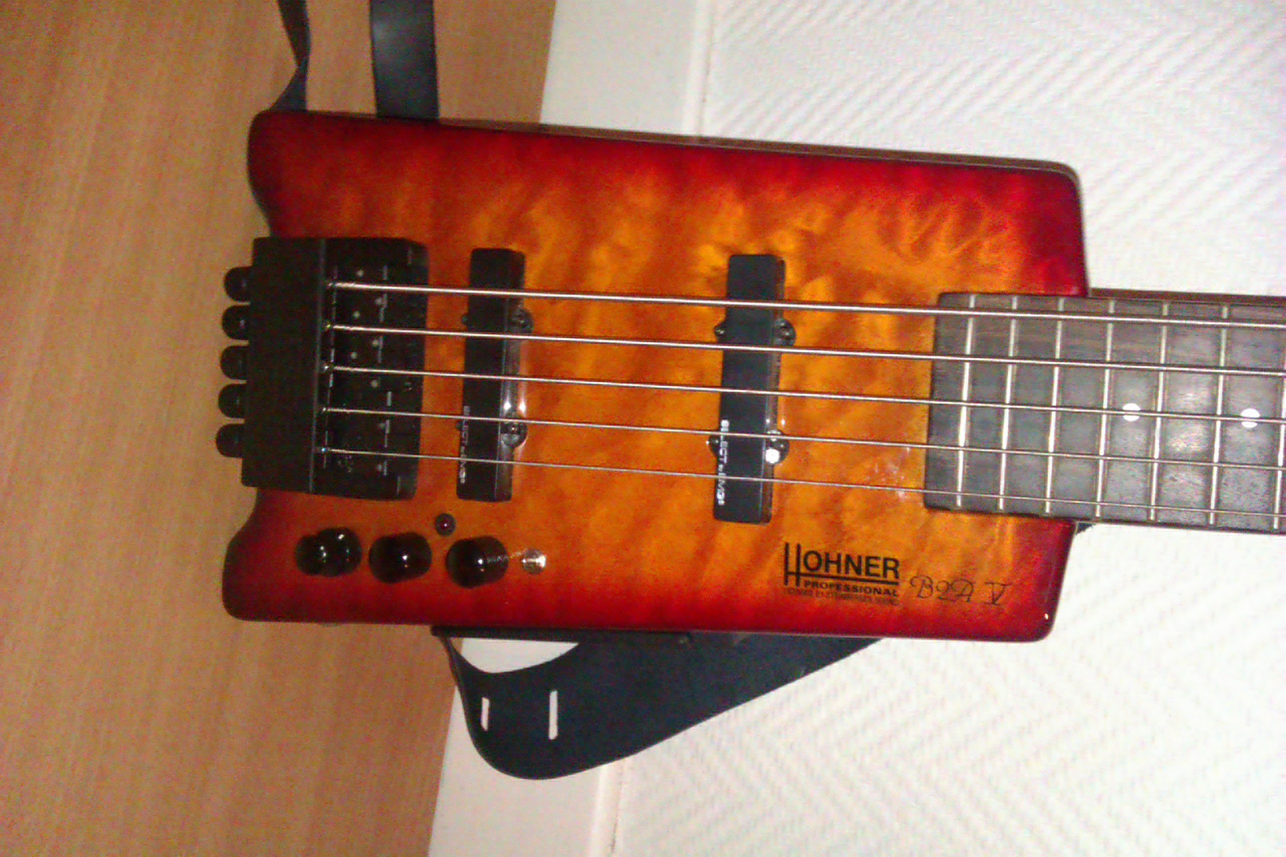 Hohner B Bass 5 Review