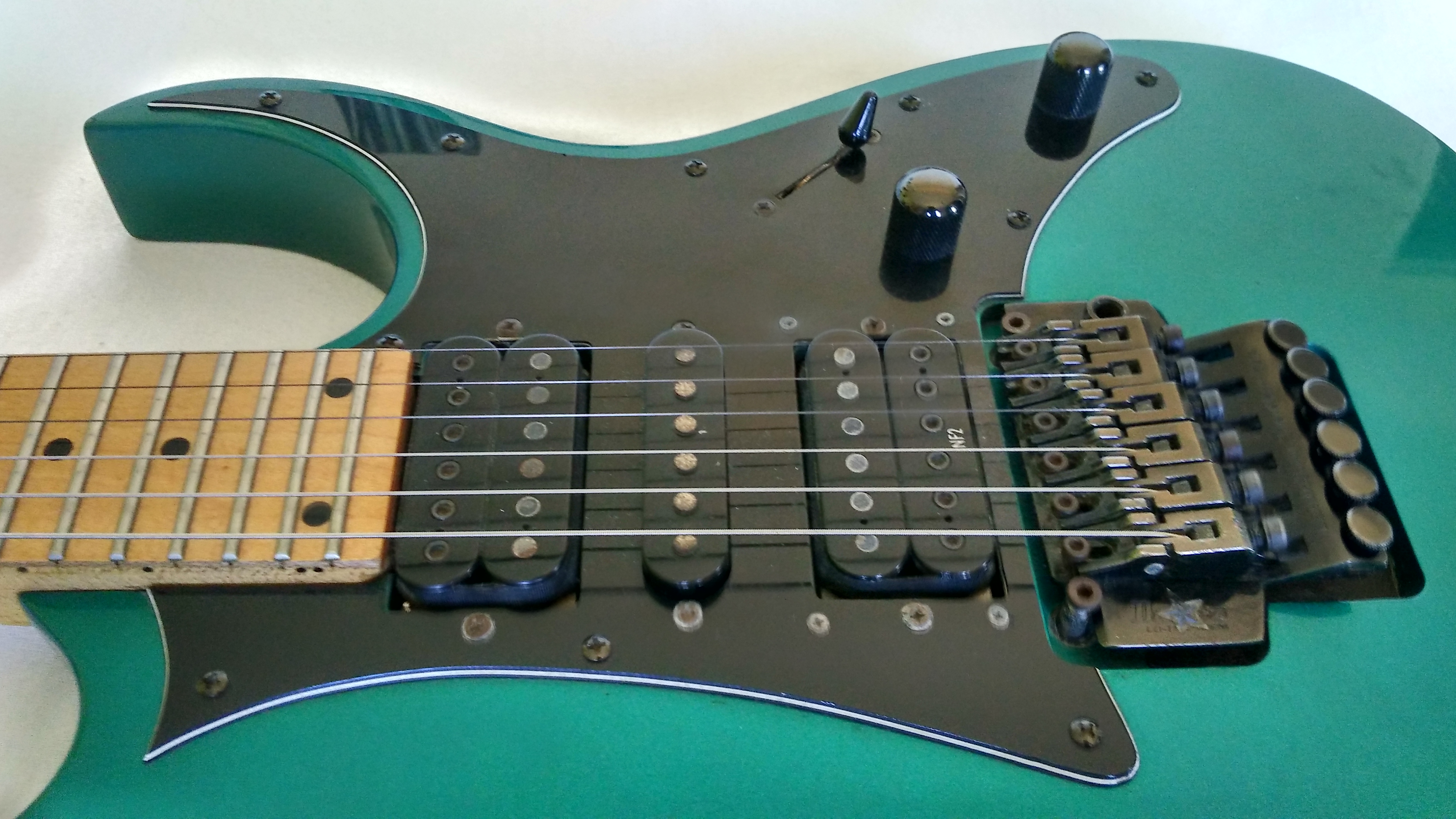 Ibanez RG350M image (1614379) Audiofanzine