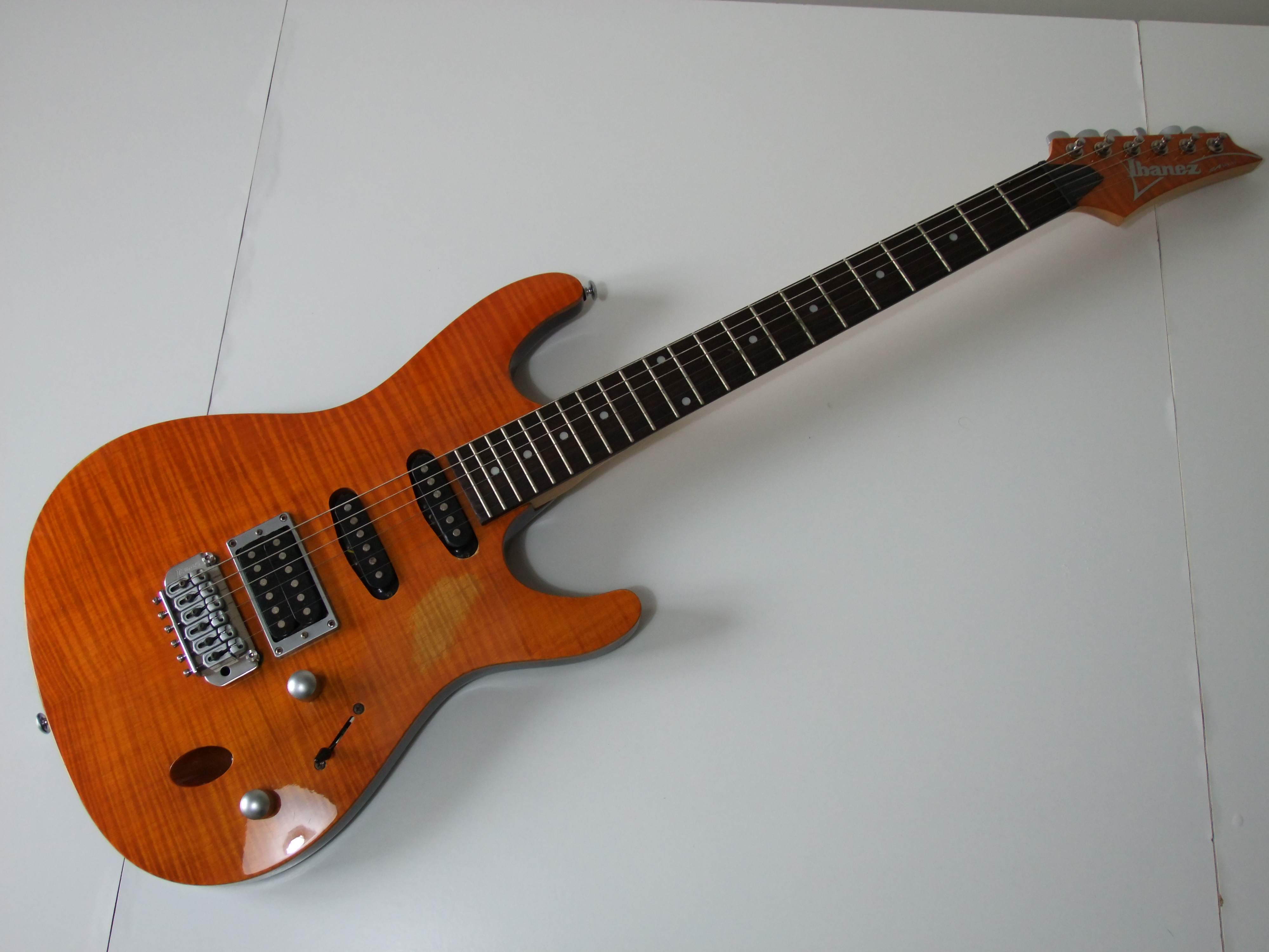 Ibanez SA260FM image (742665) Audiofanzine