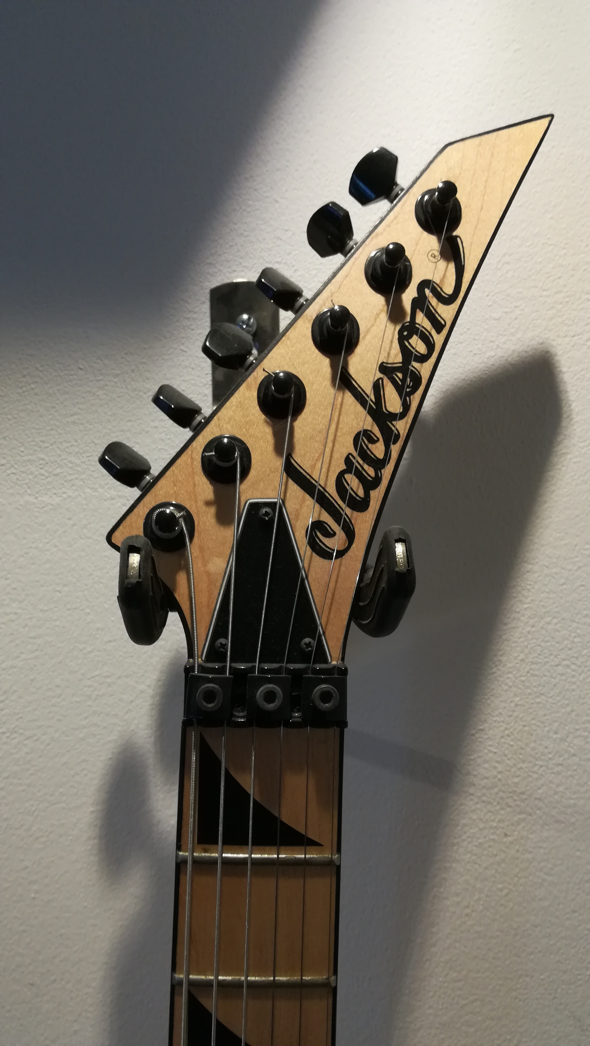 DK2M DINKY Jackson DK2M Dinky Audiofanzine