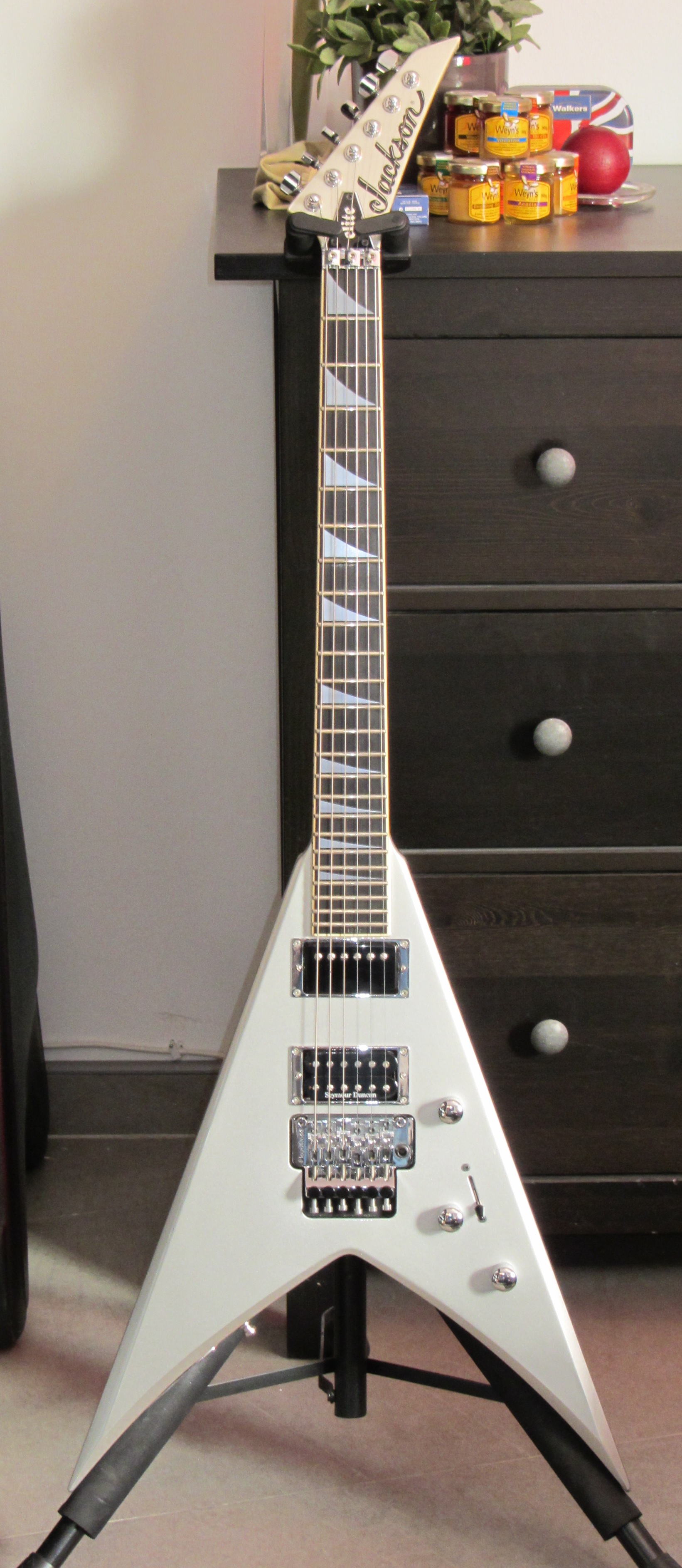 Jackson King V Elite Quicksilver image (606125) Audiofanzine