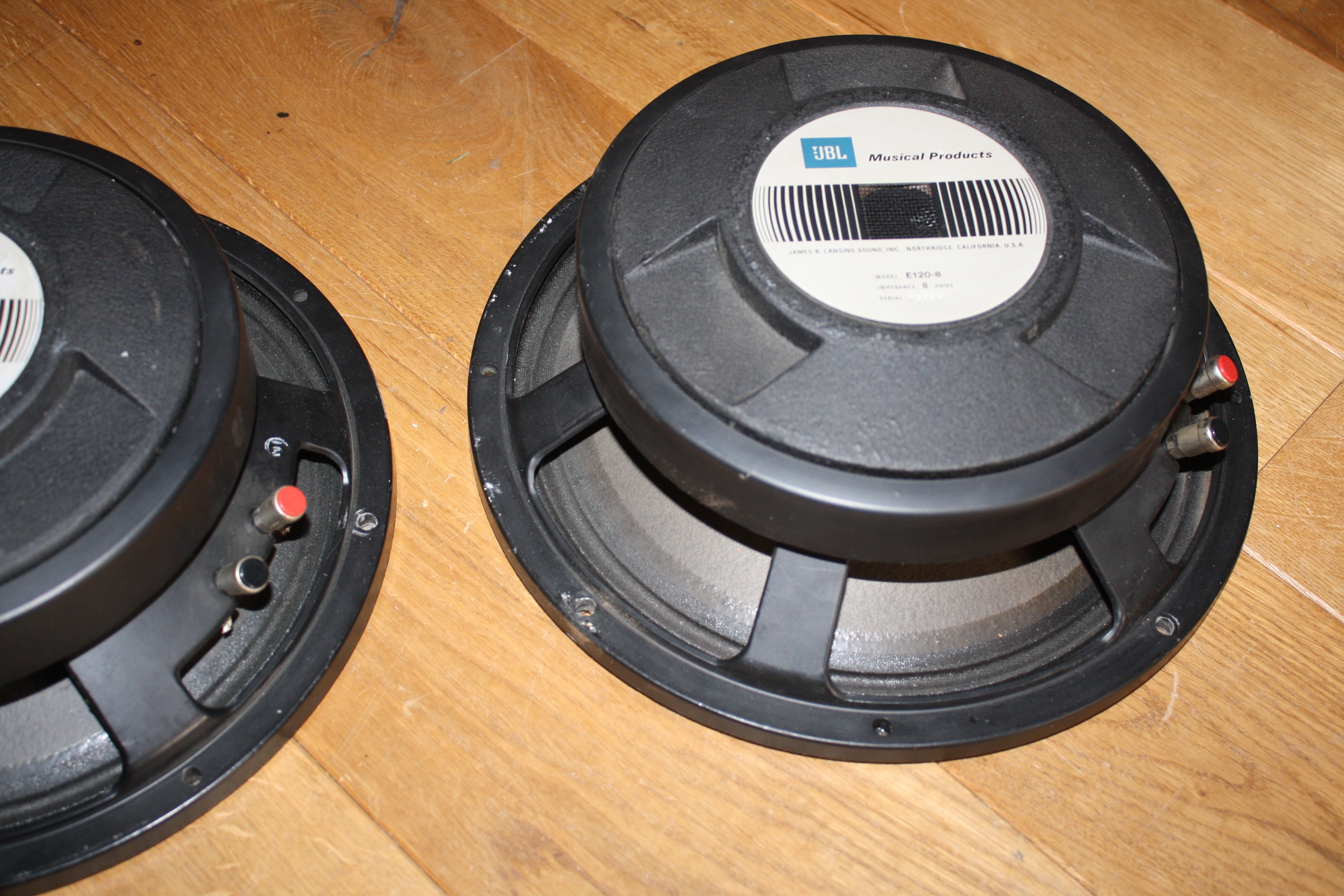 E120 JBL E120 Audiofanzine e120-jbl-e120-audiofanzine