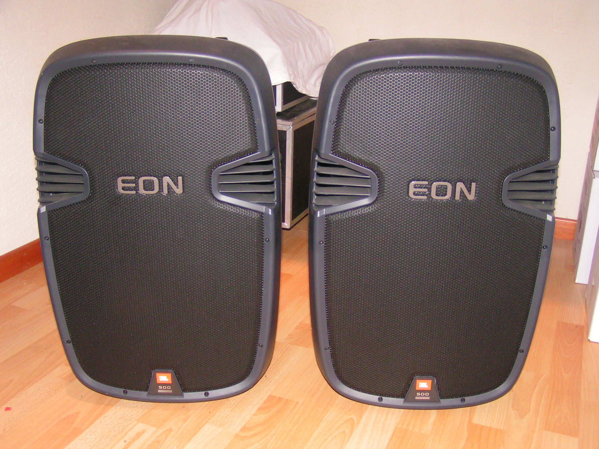 JBL EON 515 image (324695) Audiofanzine