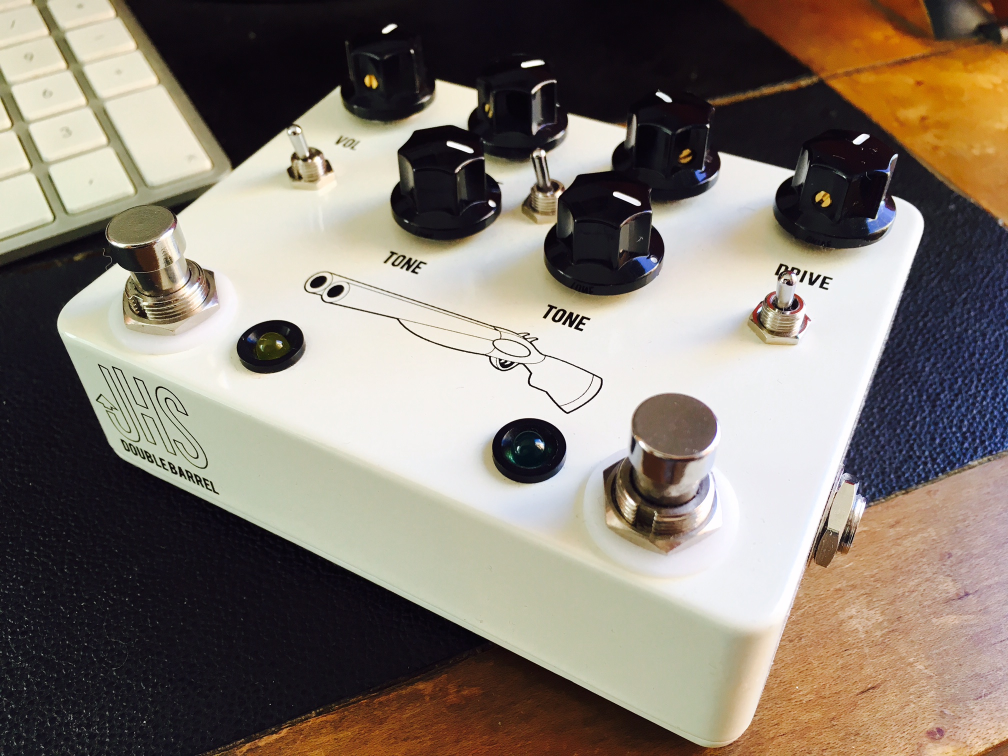 DOUBLE BARREL V3 JHS Pedals Double Barrel V3 Audiofanzine