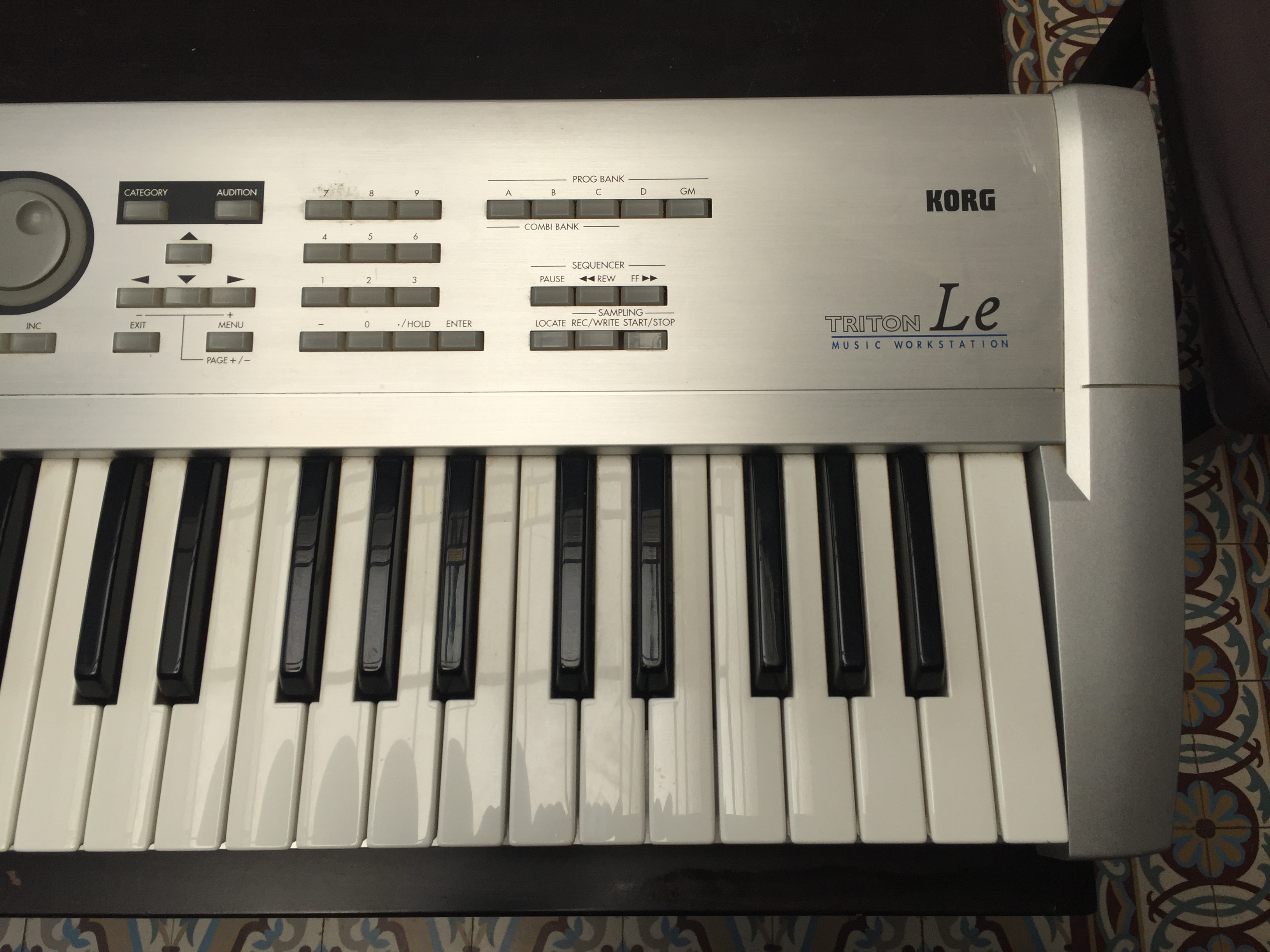 Triton Le 61 image (1487160) Audiofanzine