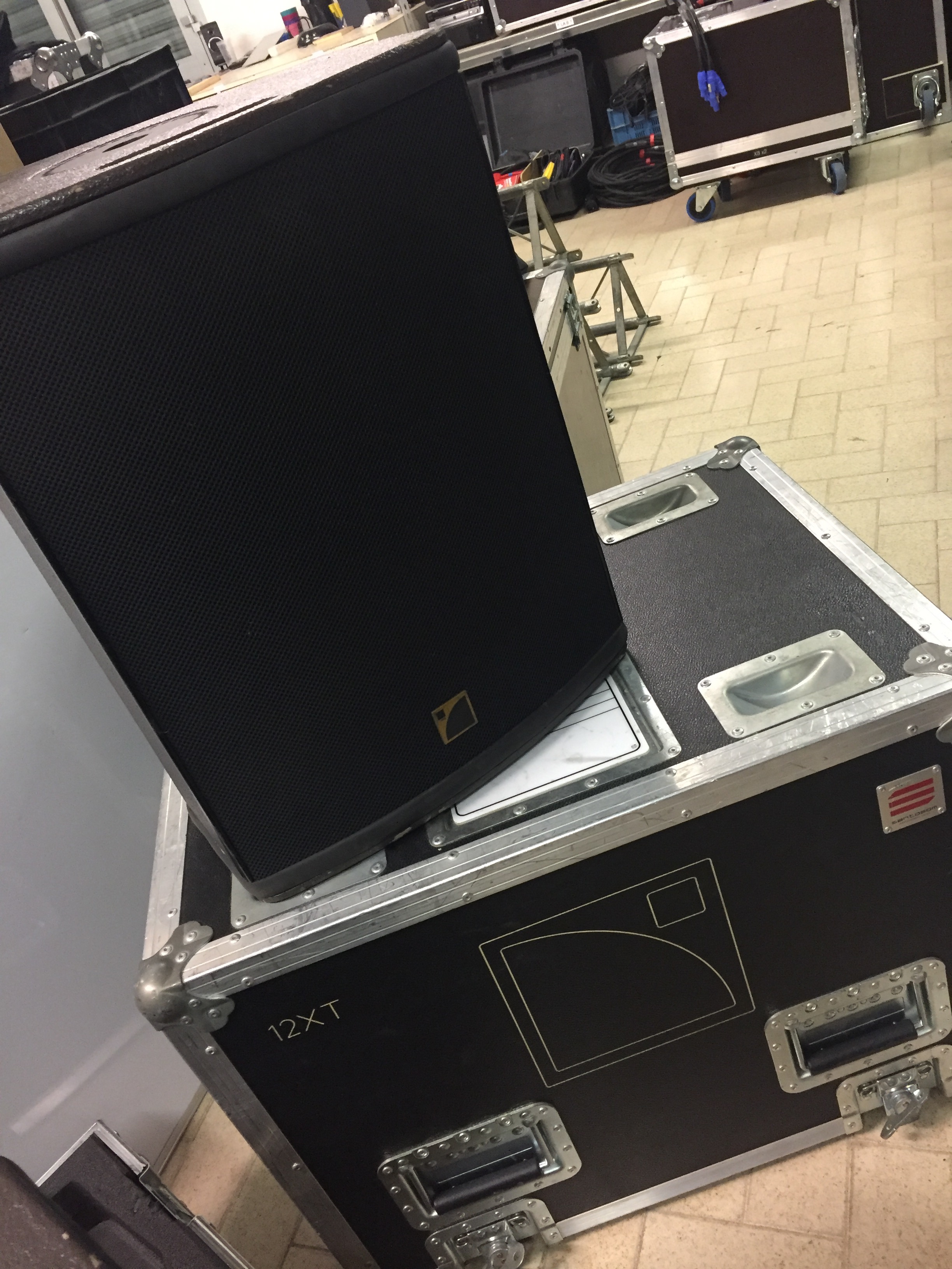 12XT LAcoustics 12XT Audiofanzine