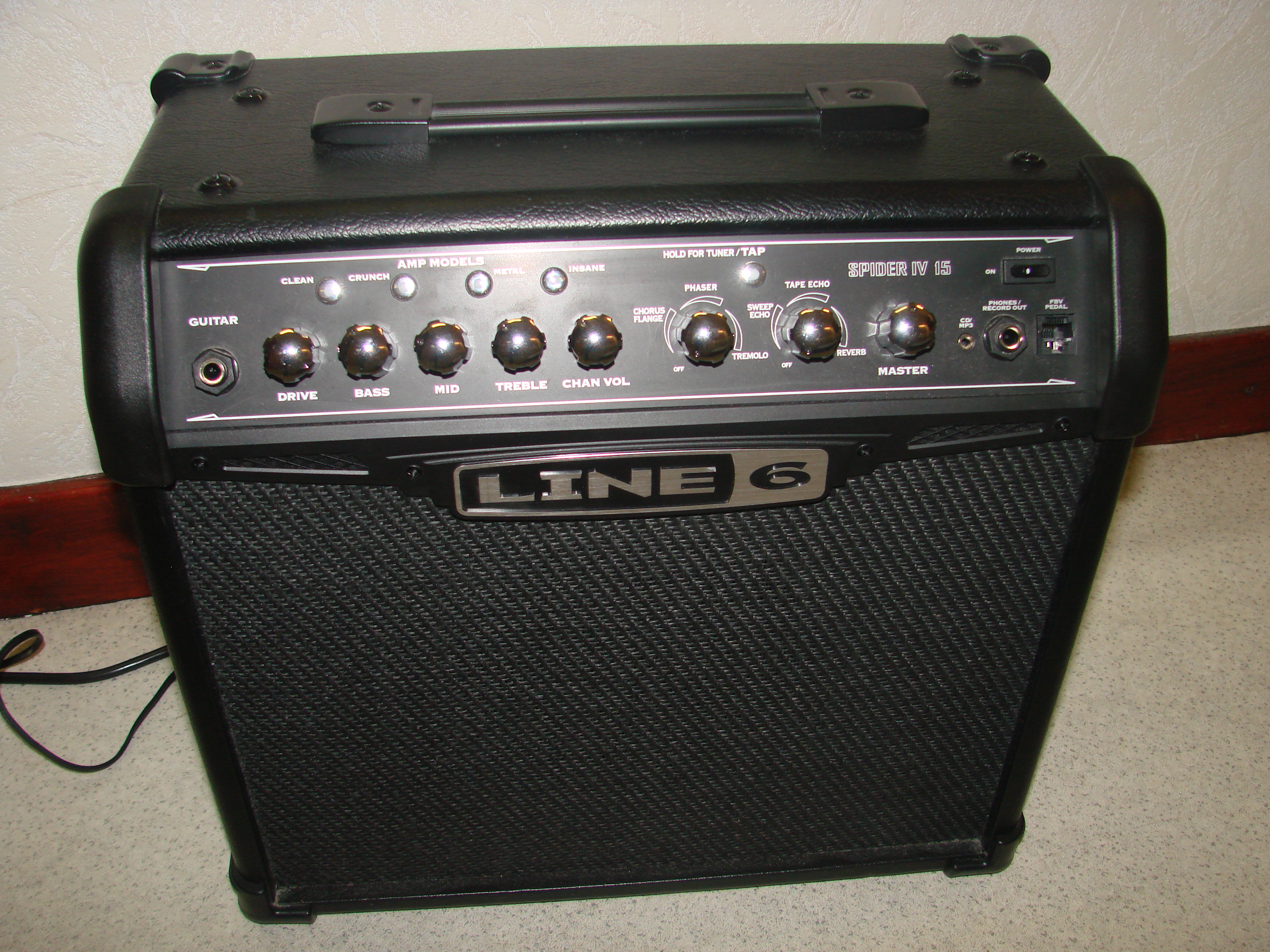 Line 6 Spider IV 15 image (#236211) - Audiofanzine