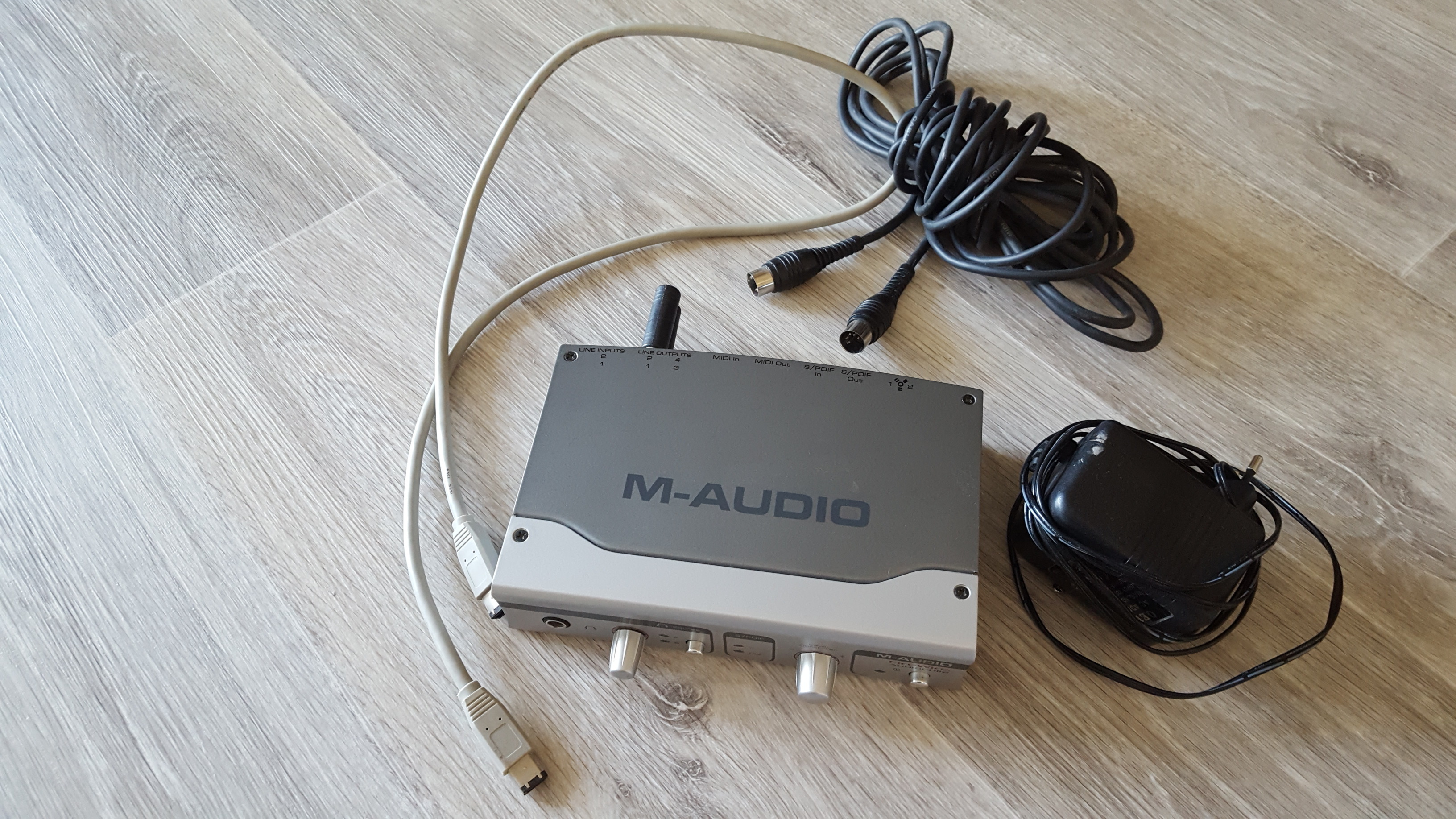 FIREWIRE AUDIOPHILE MAudio Firewire Audiophile Audiofanzine