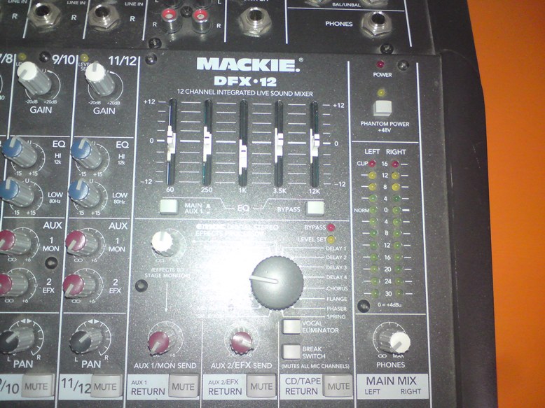 Mackie DFX 12 image (46154) Audiofanzine