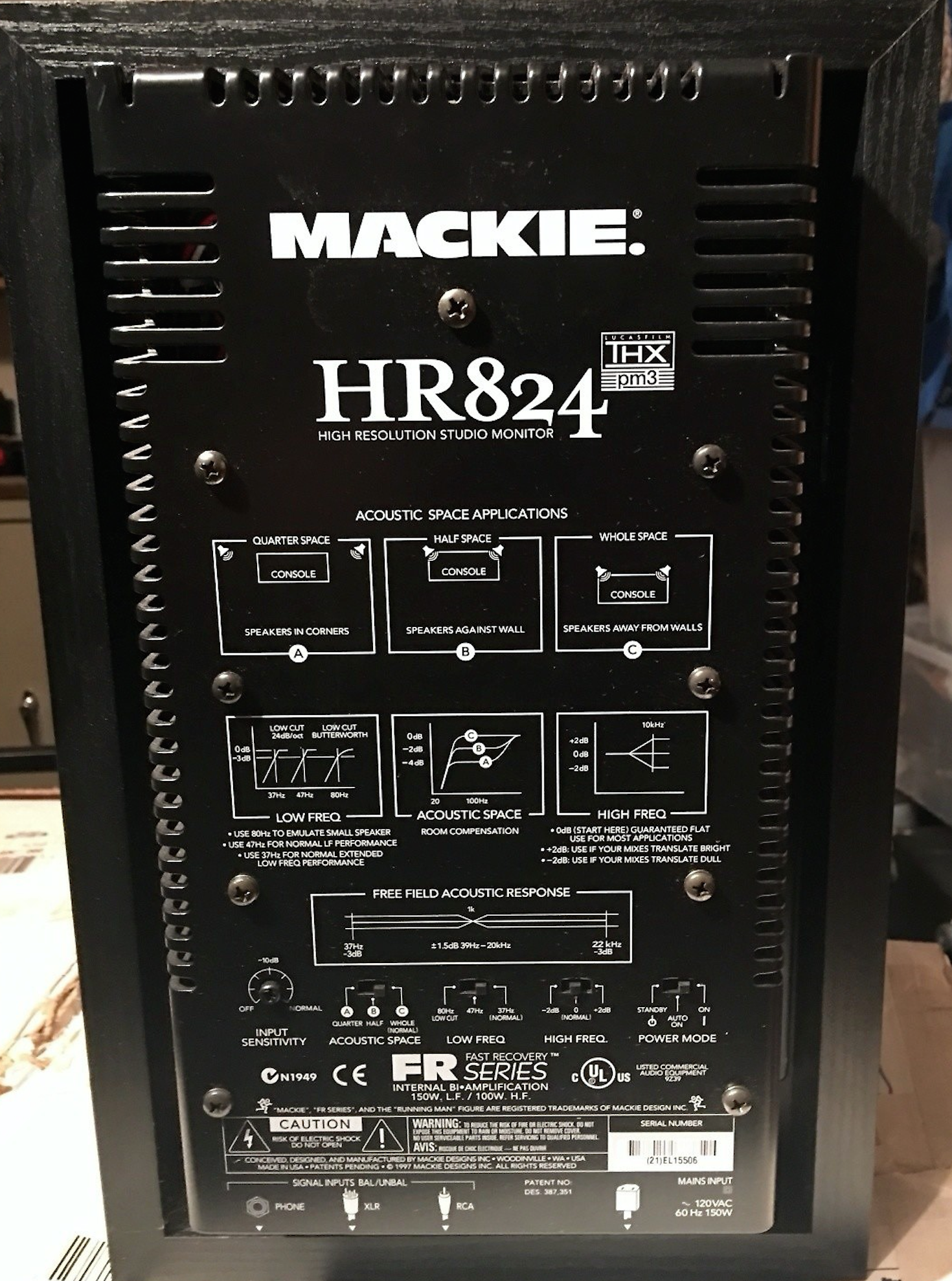 Mackie HR824 image (1502686) Audiofanzine