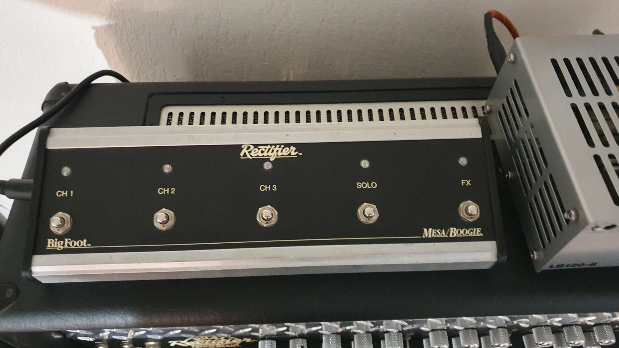 Dual Rectifier Channels Head Mesa Boogie Audiofanzine