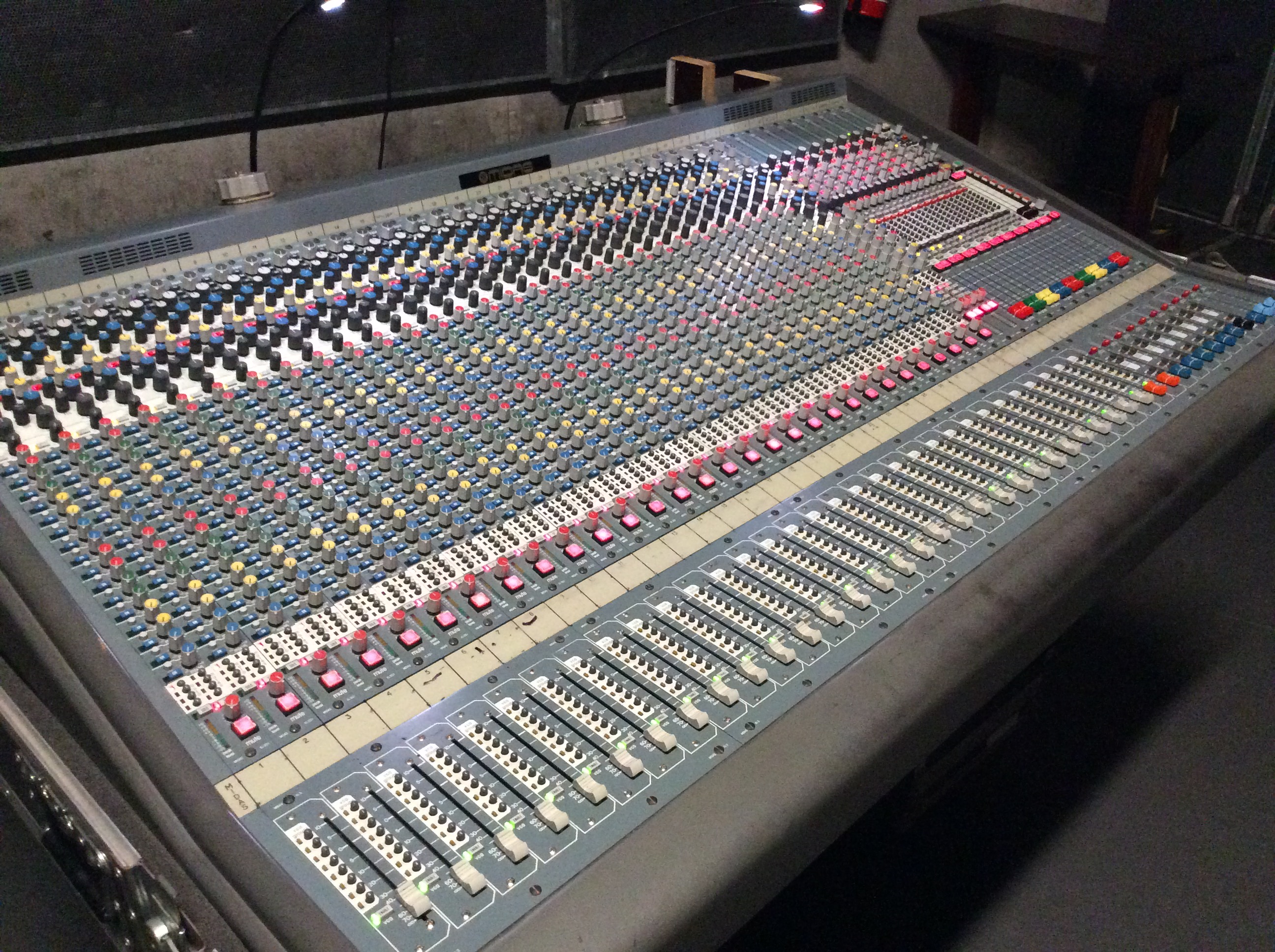 XL3 Midas XL3 Audiofanzine