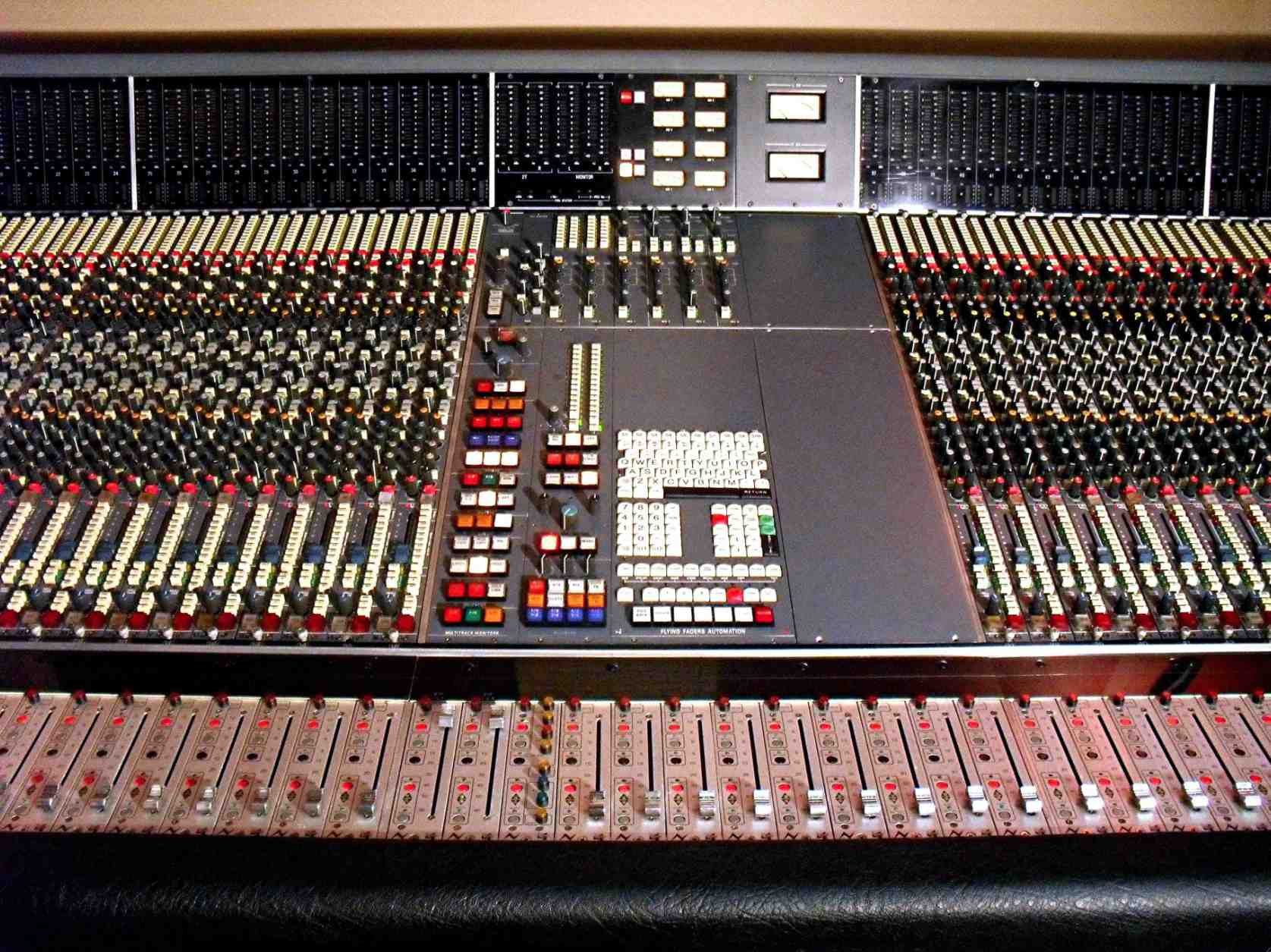 neve vr console