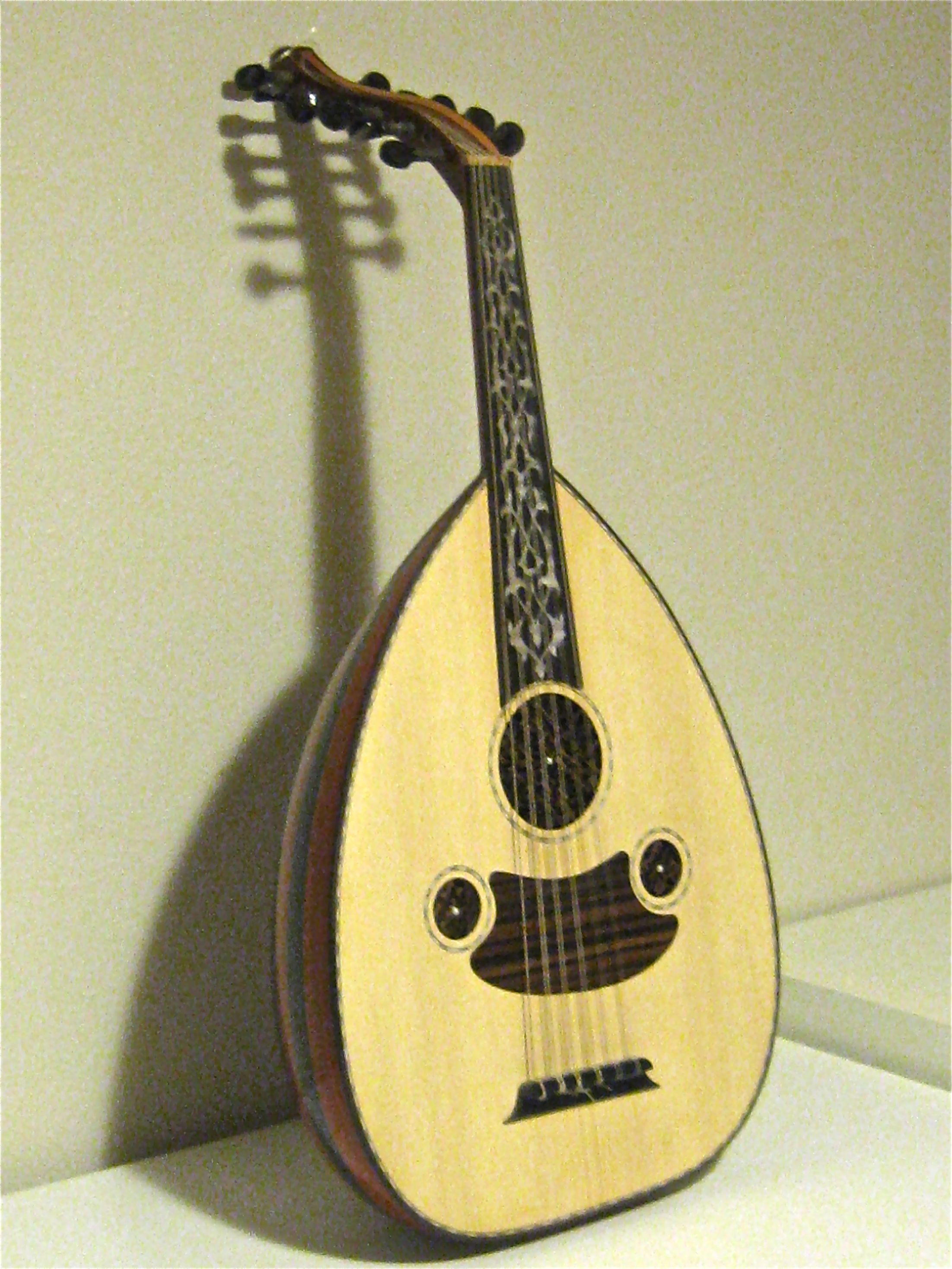 Photo No Name Oud Luth Oriental Divers oud luth oriental (297573