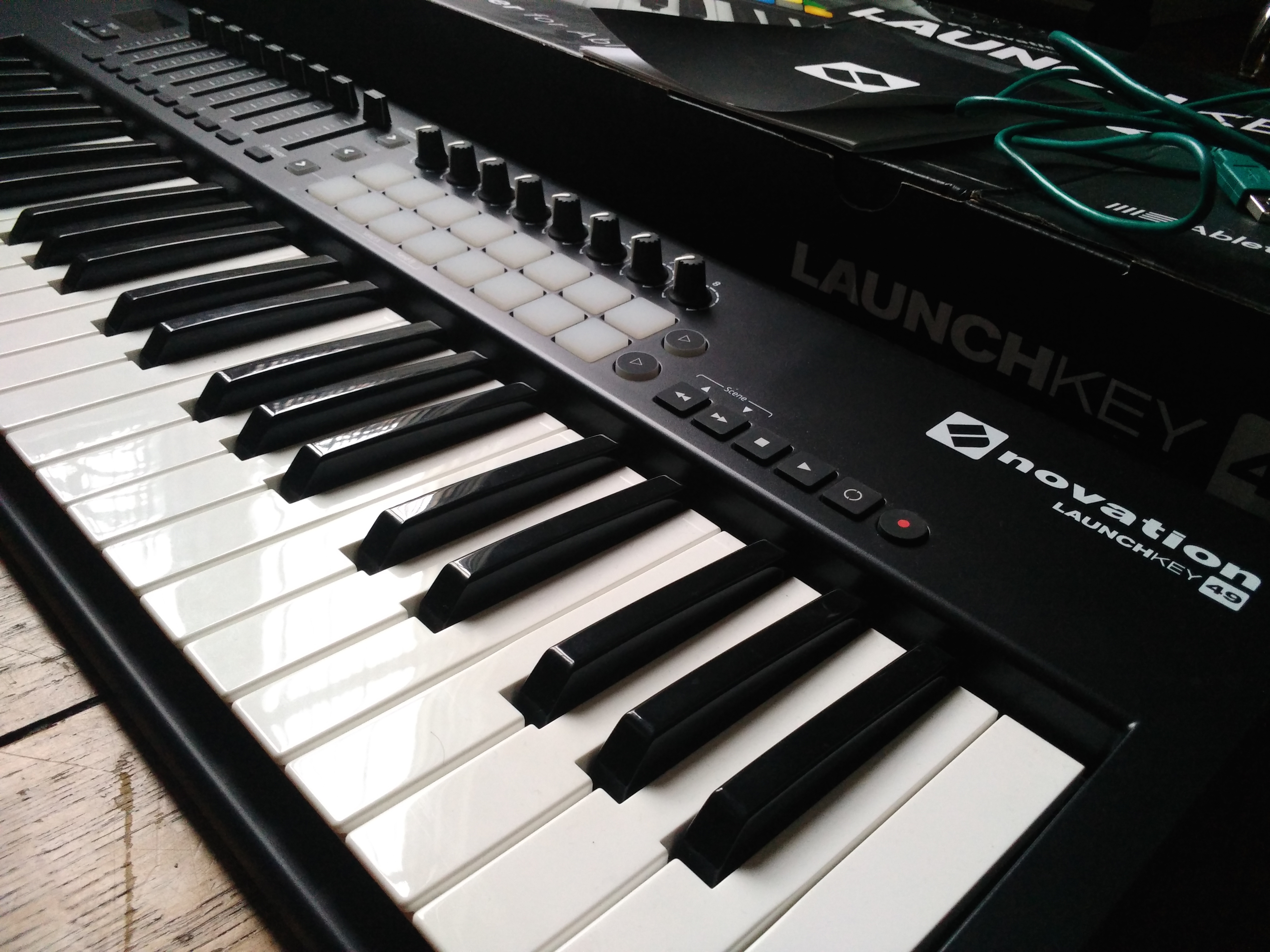 Novation Launchkey 49 mk2 image (#1596708) - Audiofanzine