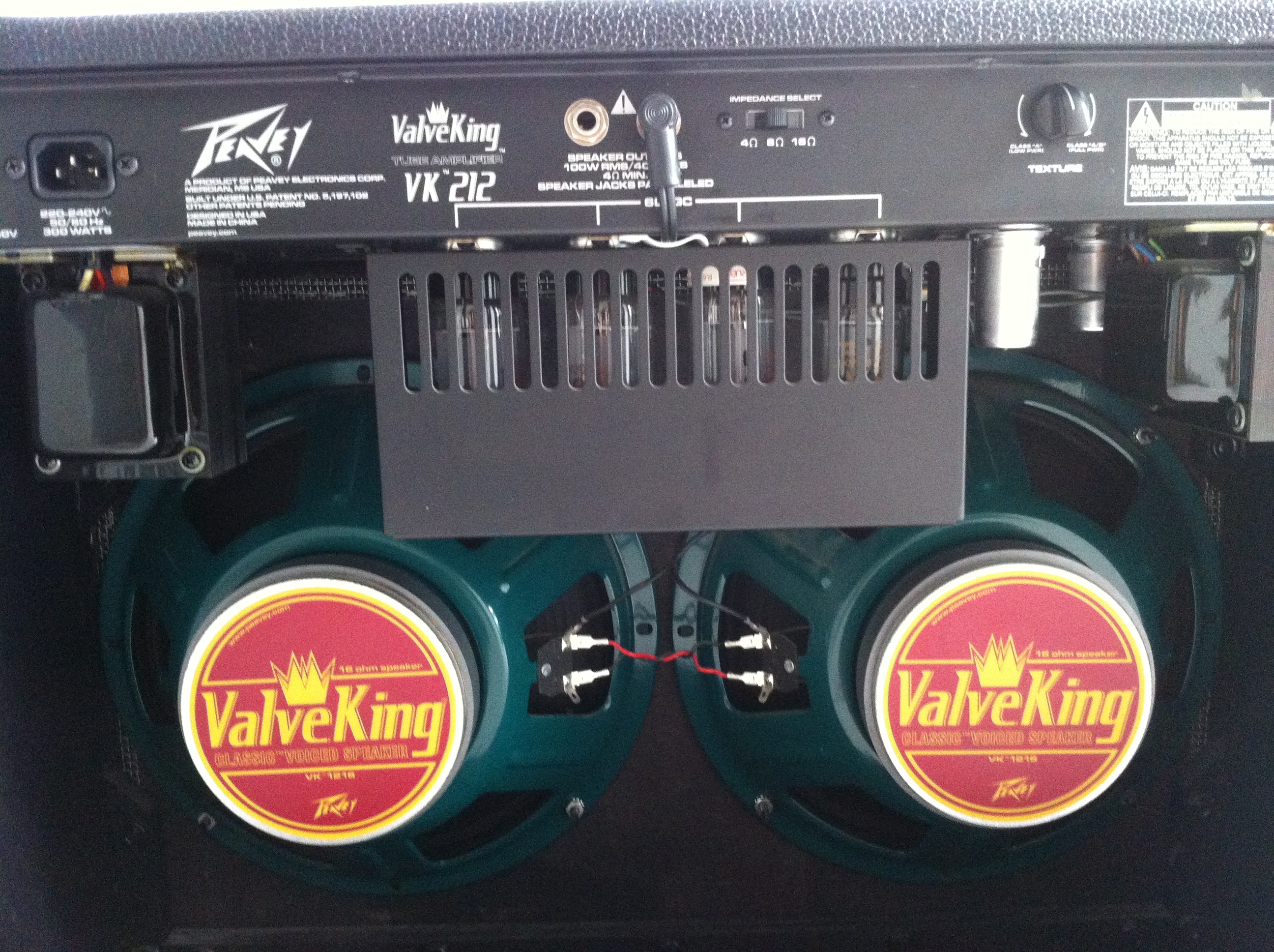 VALVEKING 212 - Peavey ValveKing 212 - Audiofanzine