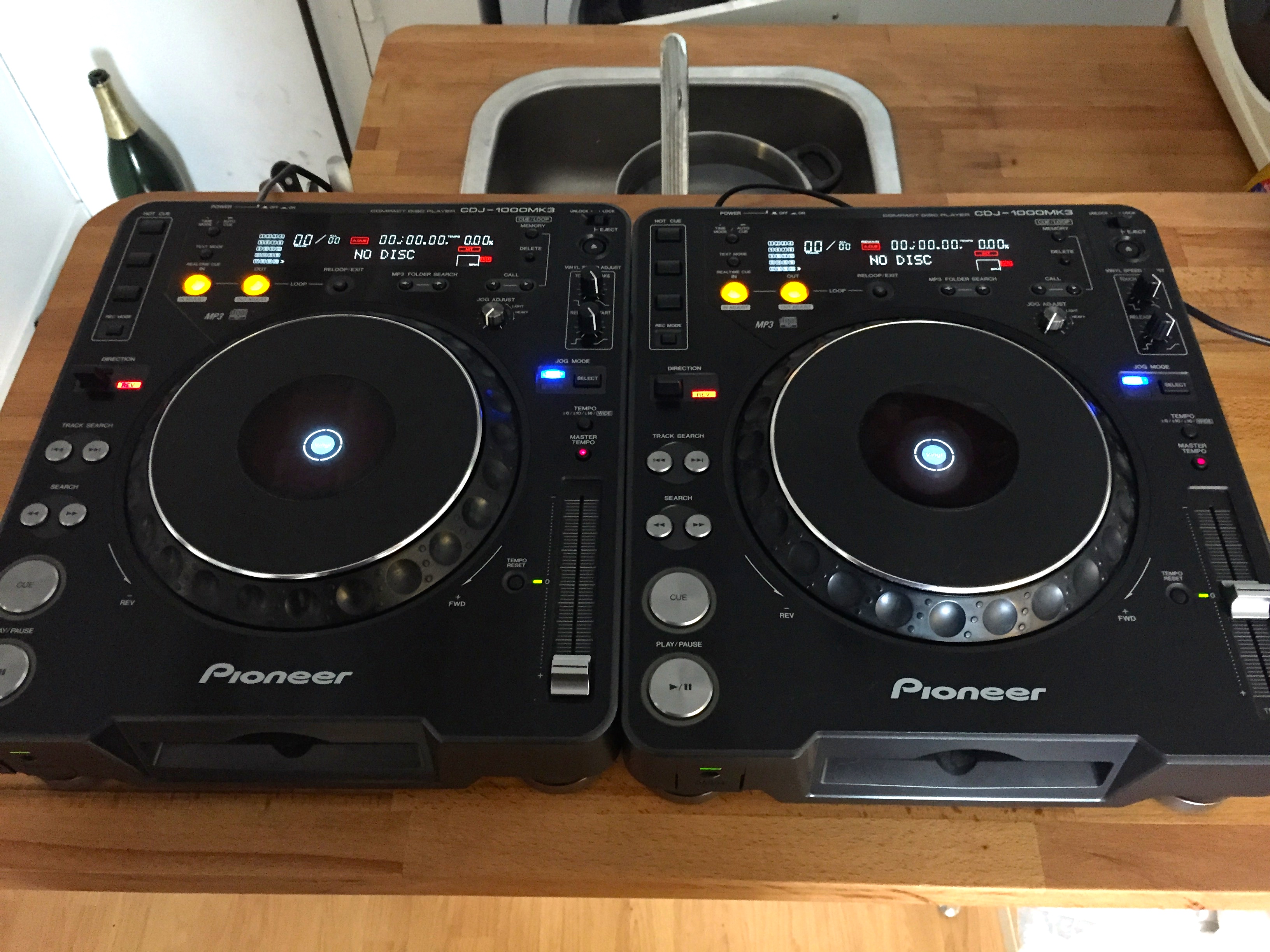 2 Pioneer CDJ 100 MK3 (IledeFrance) Audiofanzine