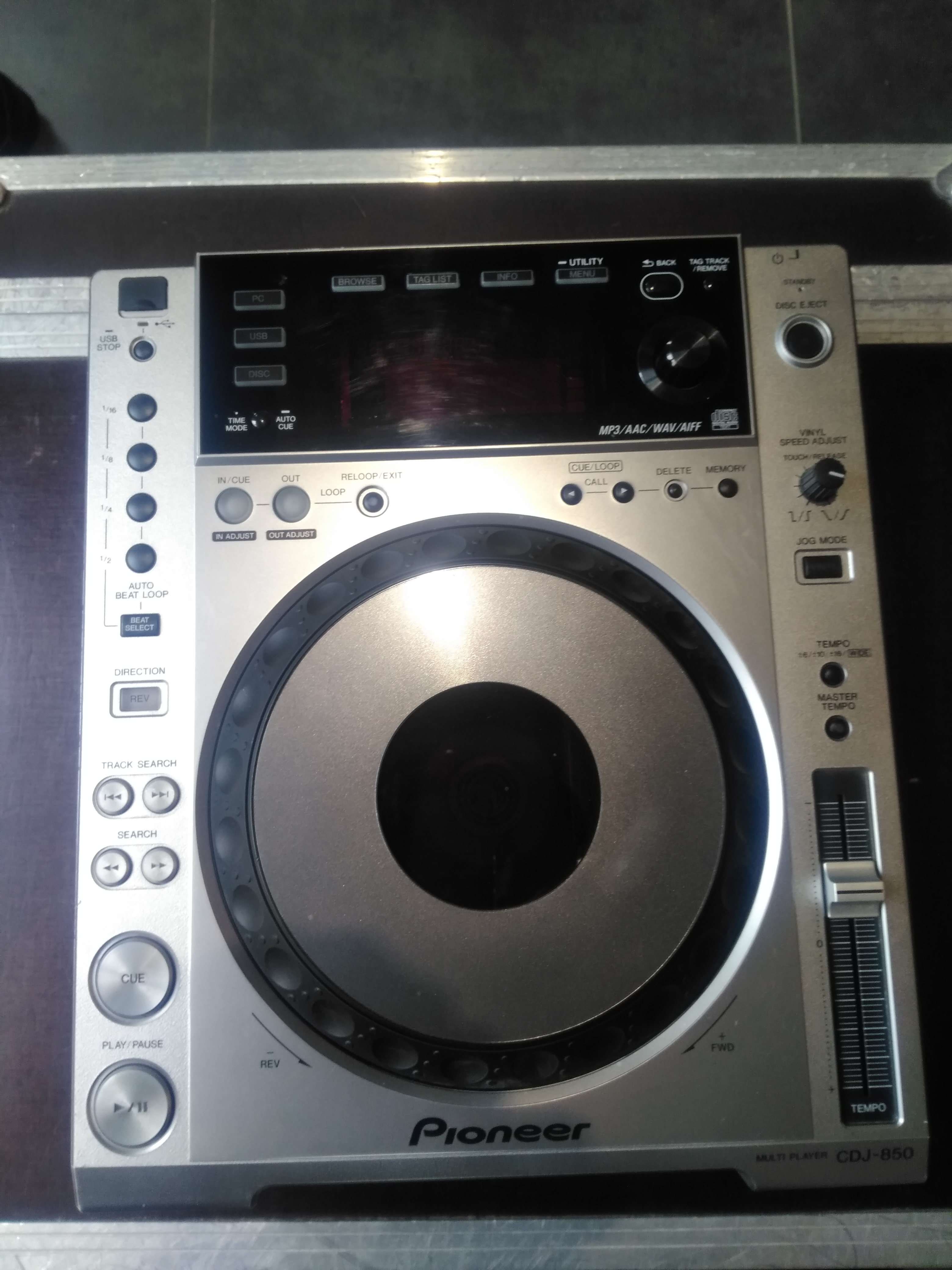 cdj 850