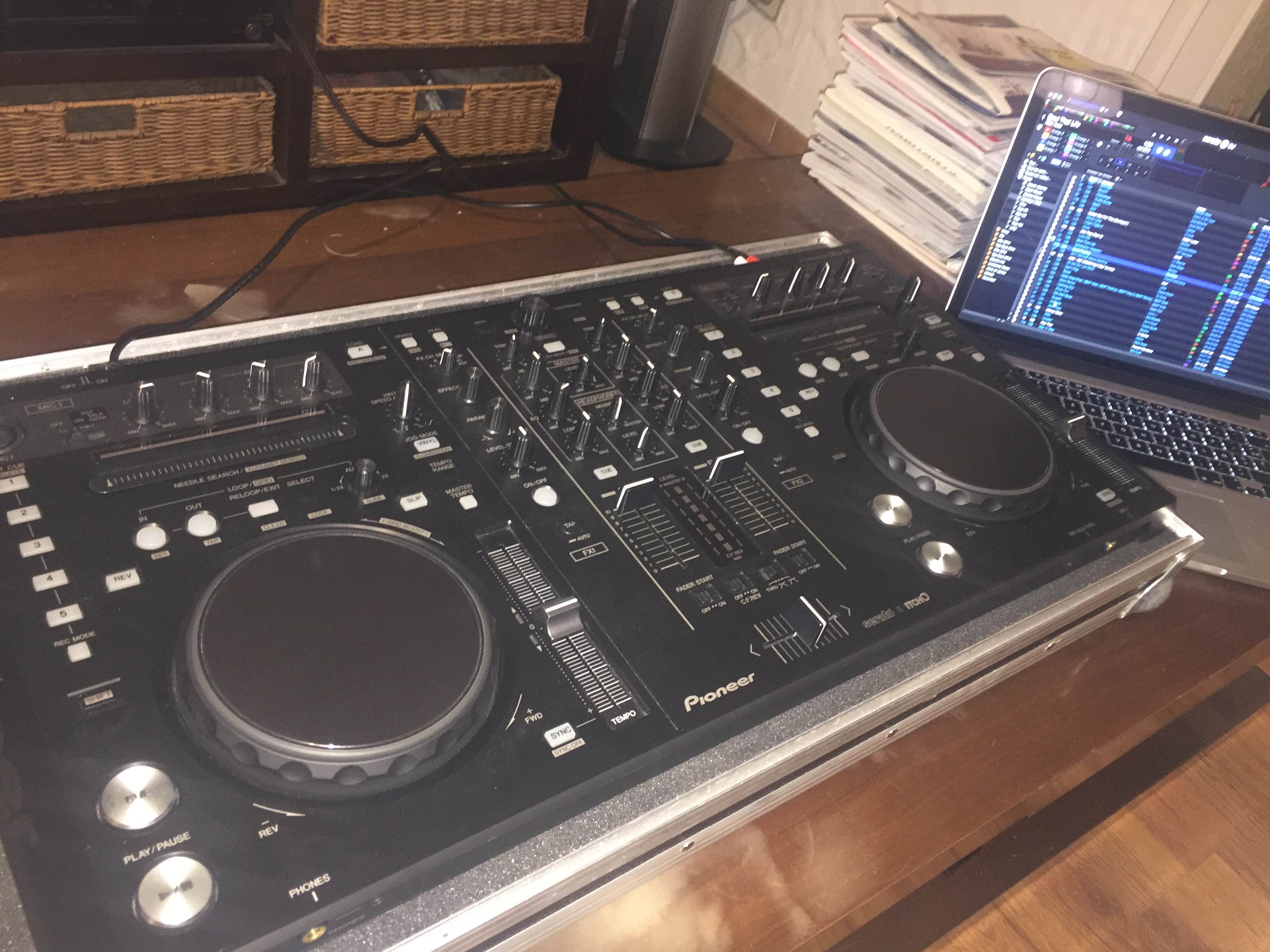 ddj s1