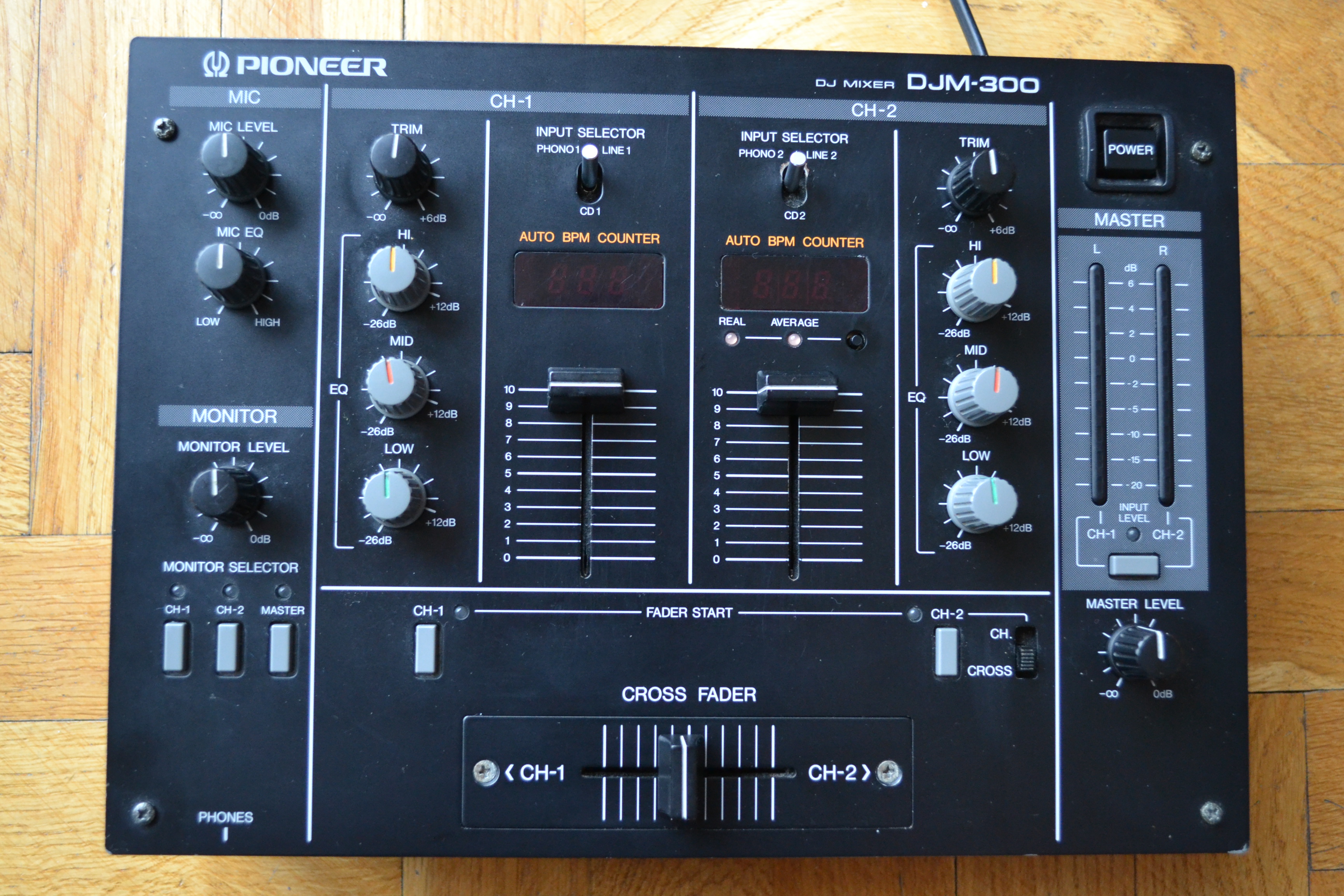 Pioneer DJM-300 image (#601978) - Audiofanzine
