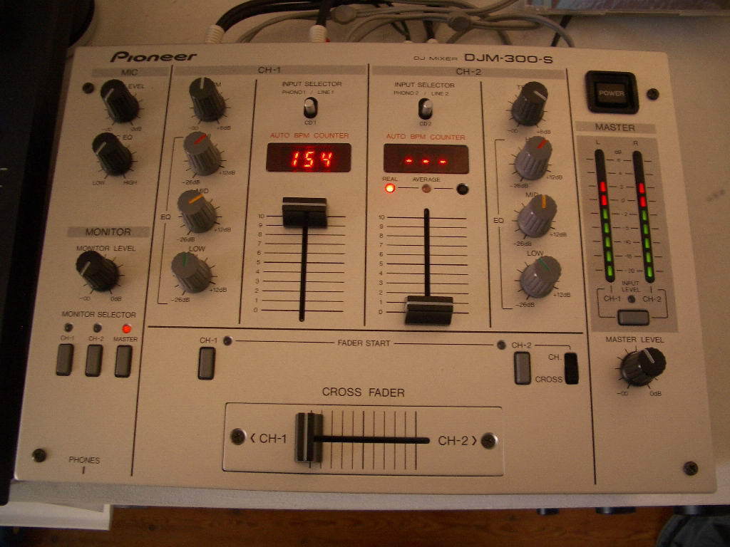 pioneer djm 300