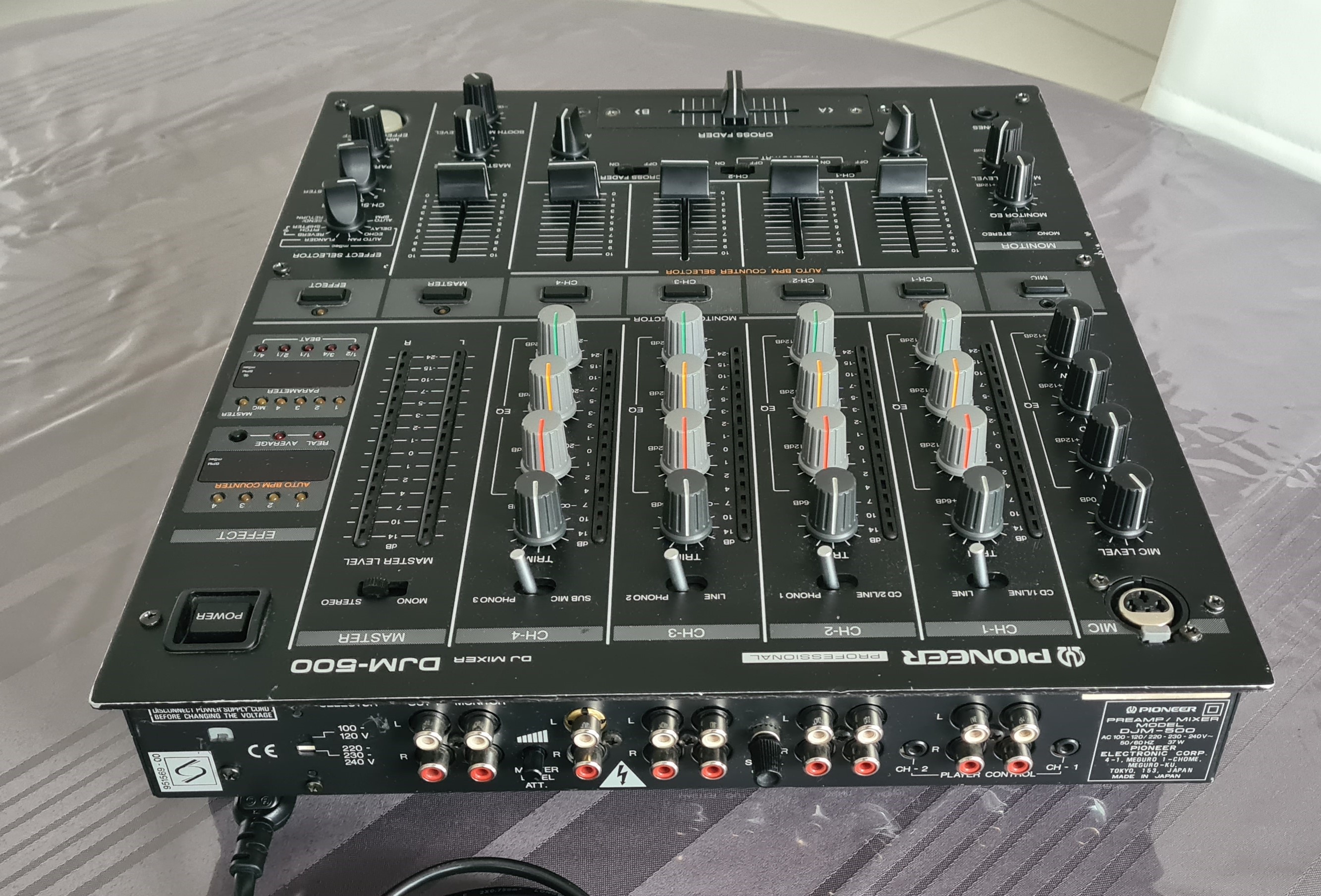 Vends Table De Mixage Pioneer Djm Flight Case Thon Rh Ne Alpes