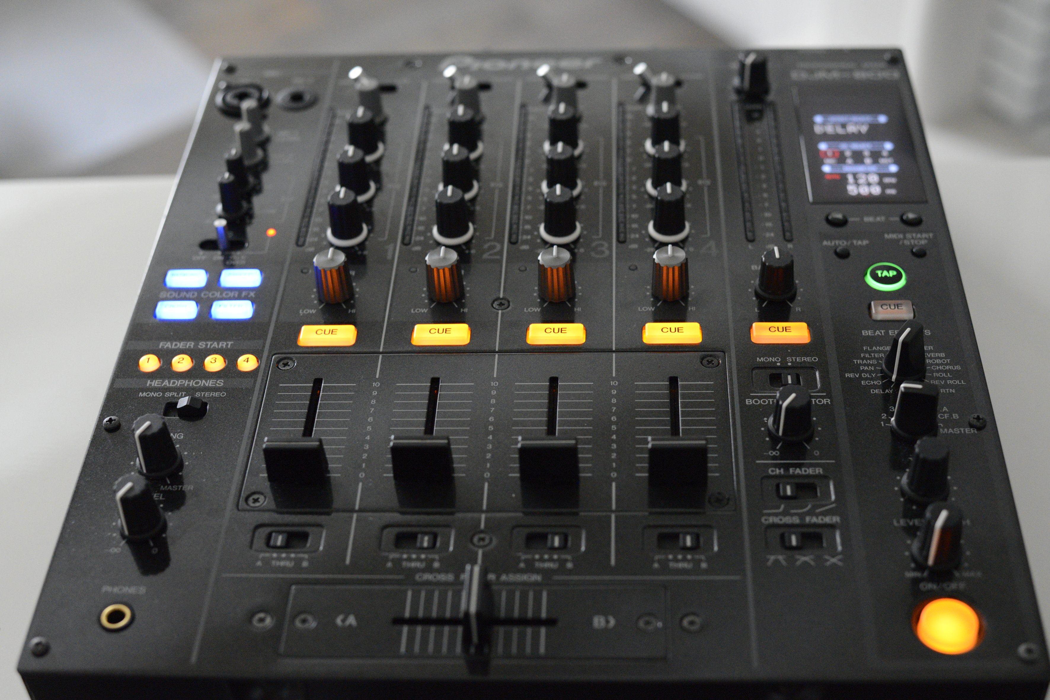 Stanton DJ PRO 2000 - DJ Equipment, DJ Gear, Phono