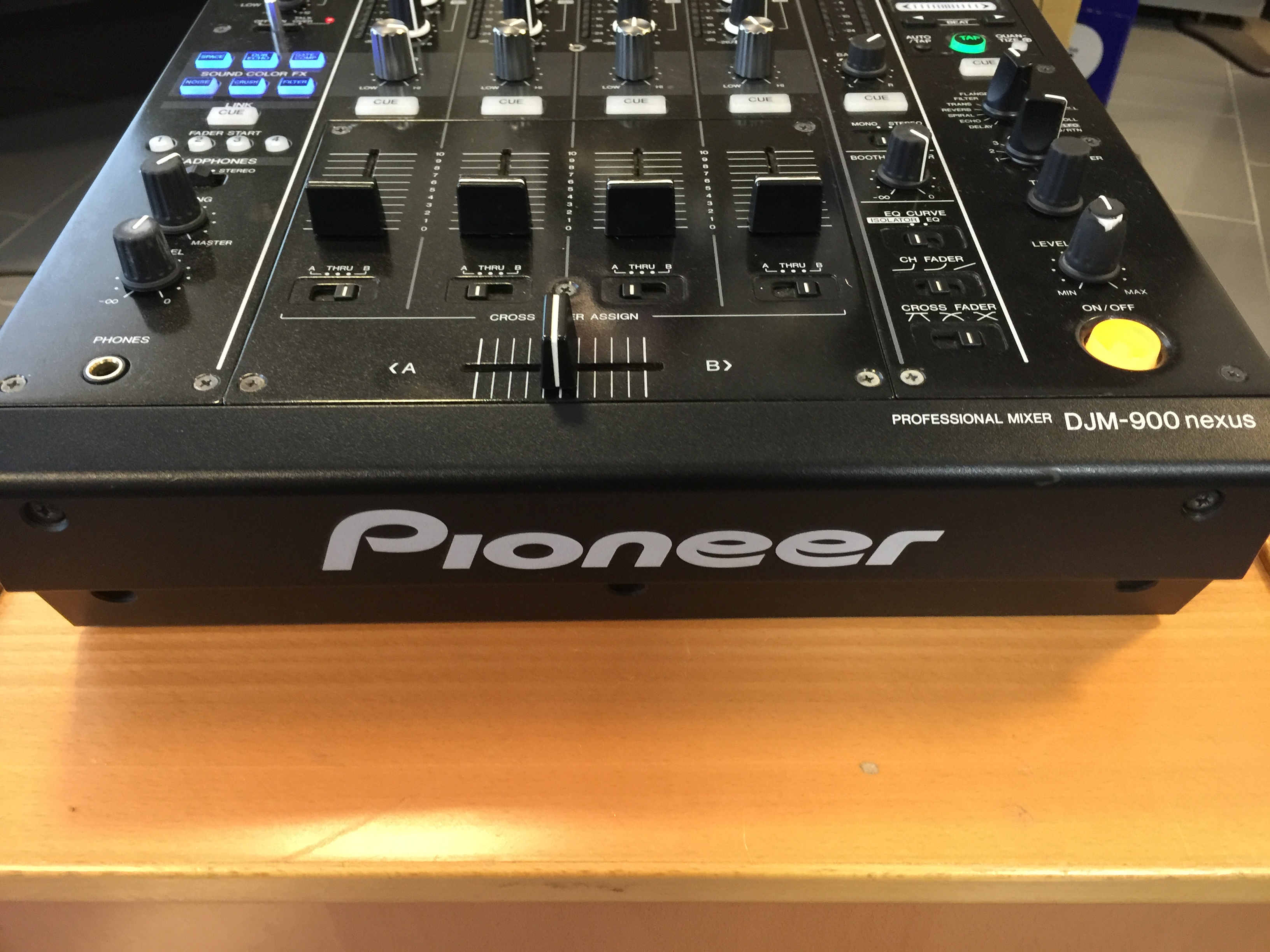 djm 900