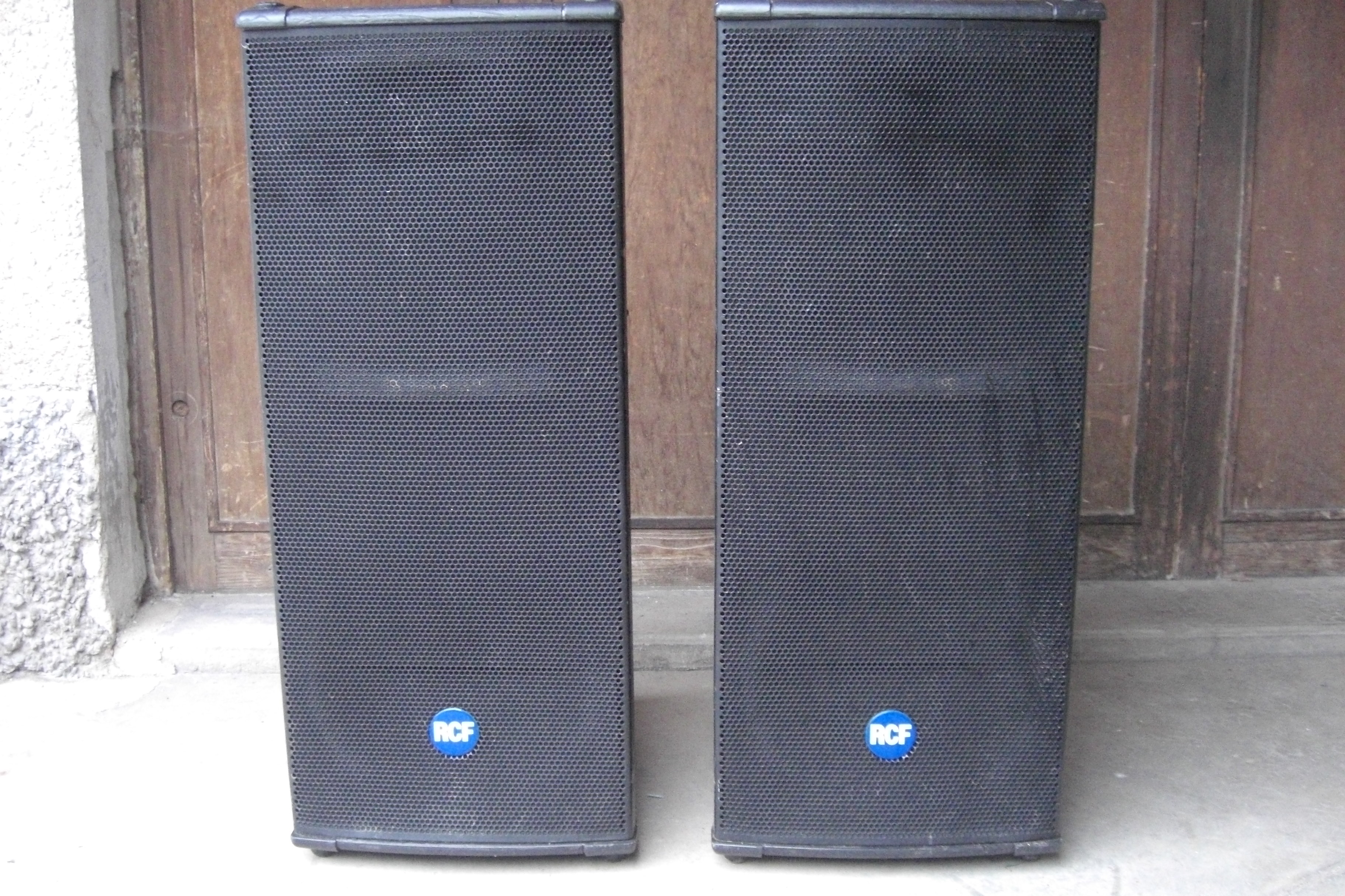 18 Powered Speaker Cabinet 2x18 Bass Speaker Empty Cabinet